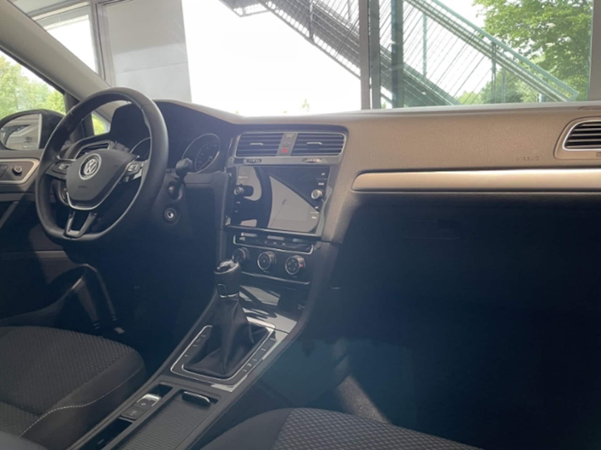 Volkswagen Golf Trendline