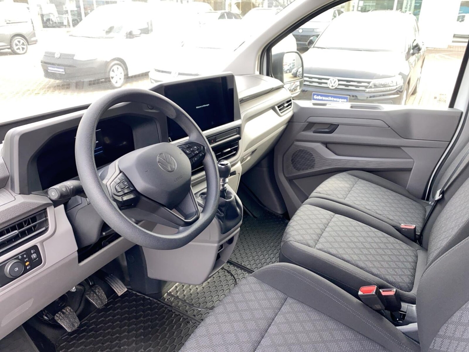 Volkswagen Transporter Kasten kurzer Radstand – Bild 8
