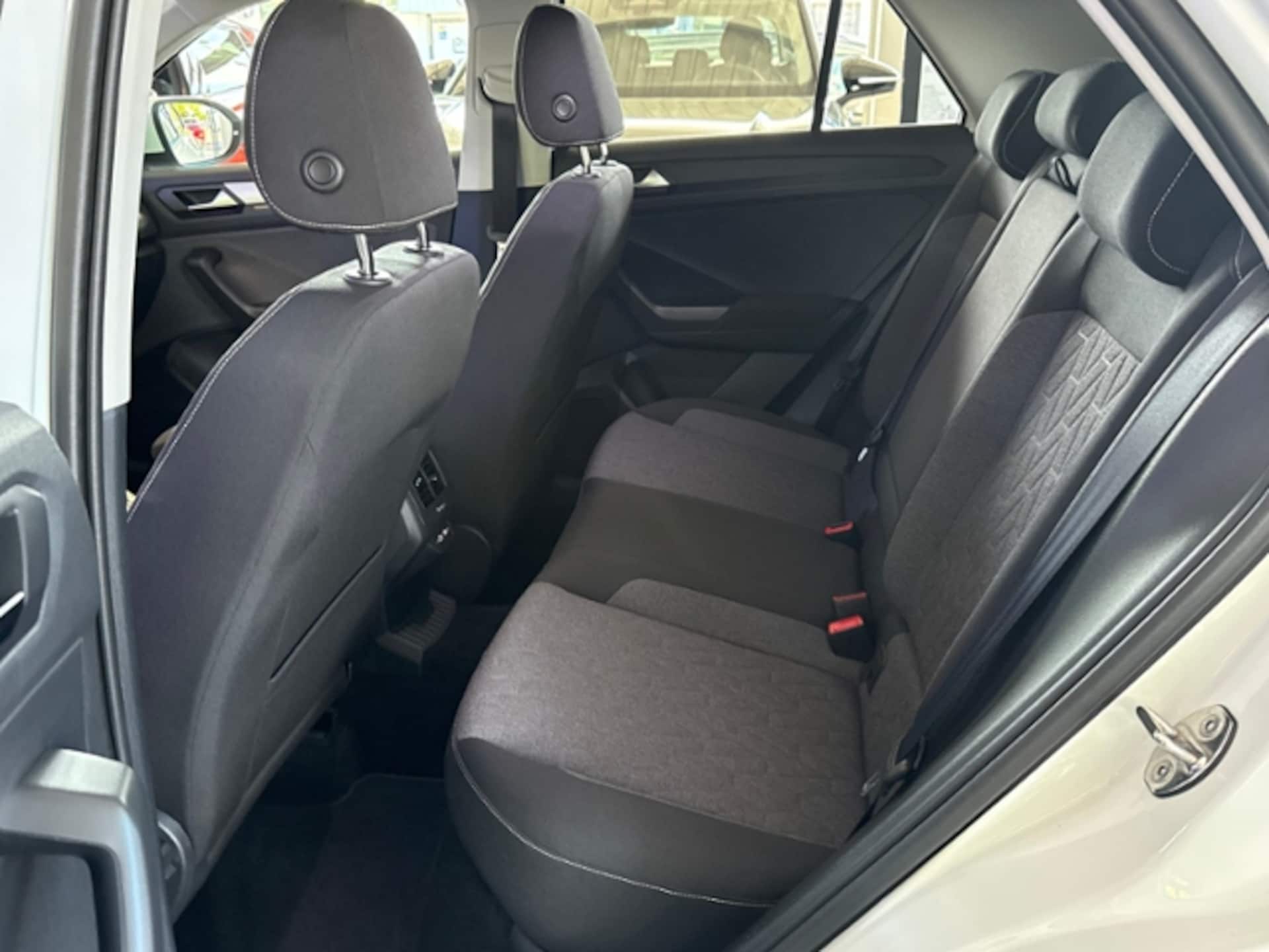 Volkswagen T-Roc MOVE