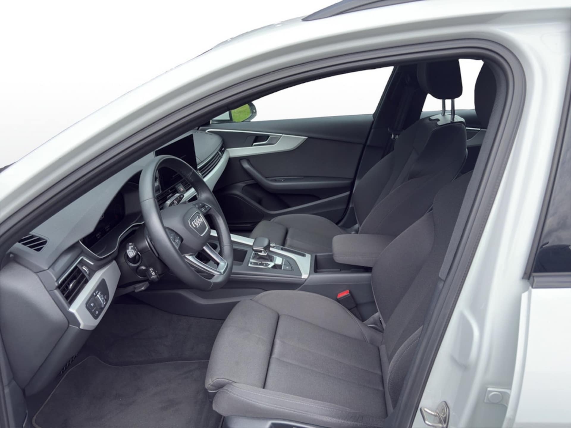 Audi A4 Avant S line