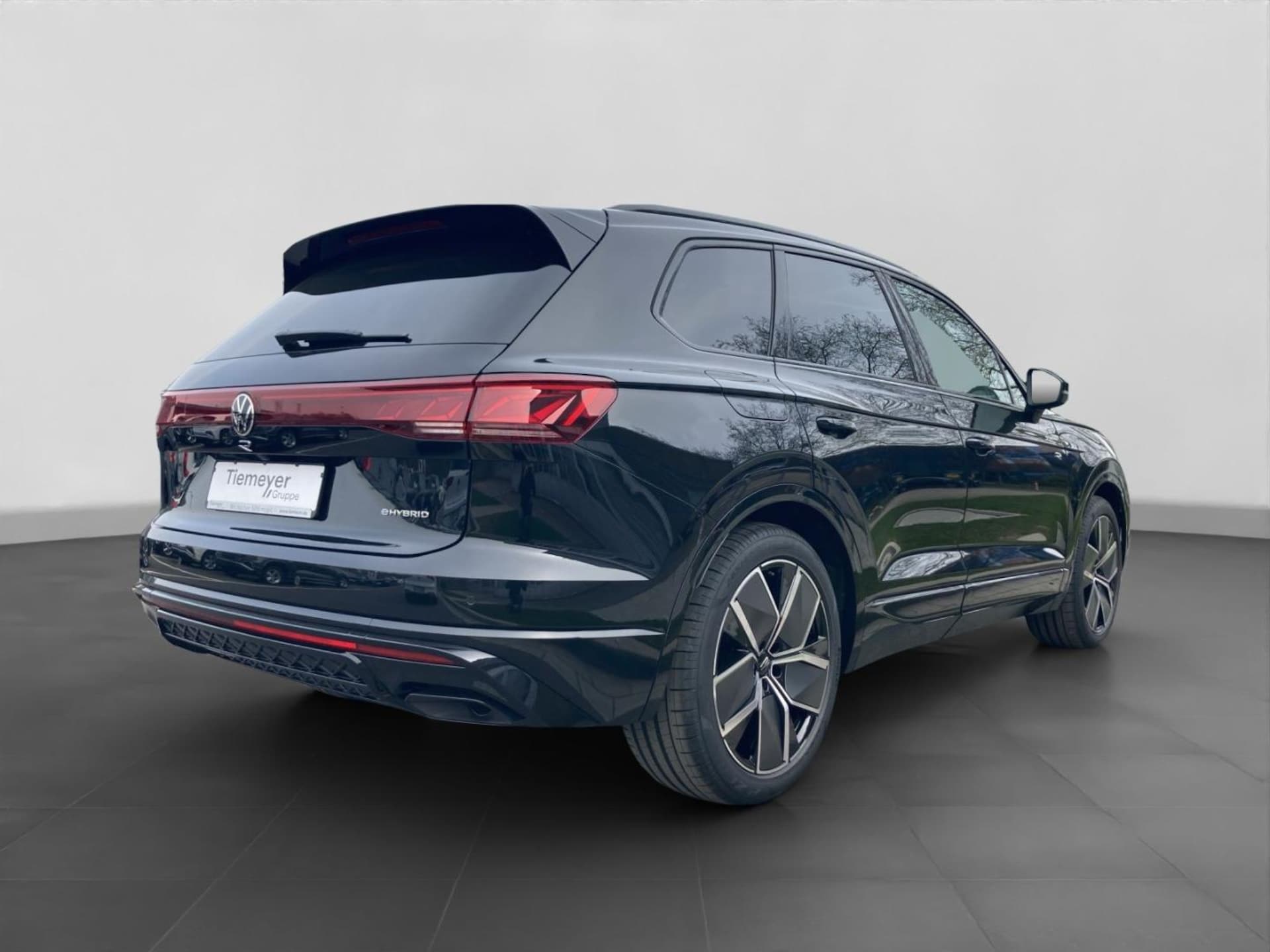 Volkswagen Touareg R