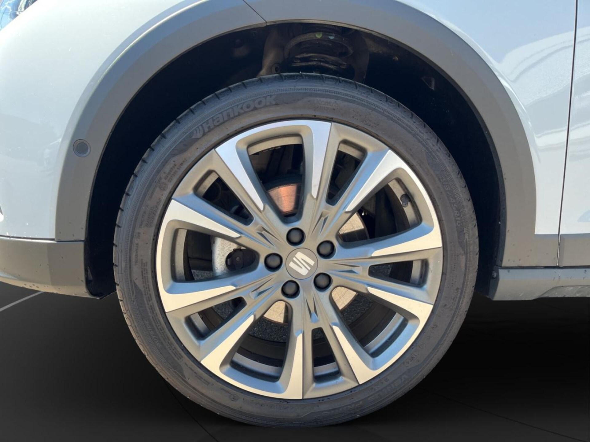 SEAT Arona FR