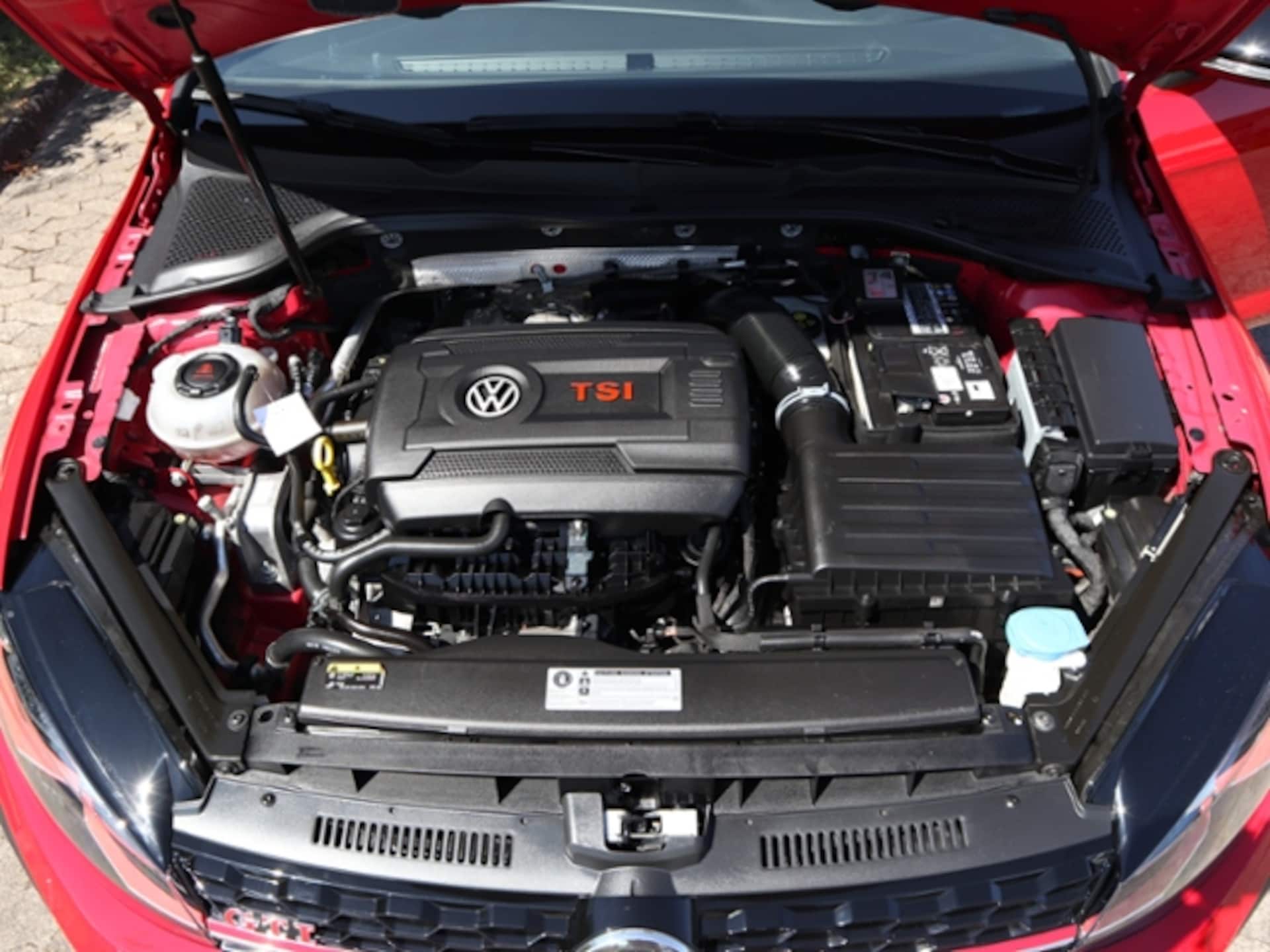 Volkswagen Golf GTI Performance