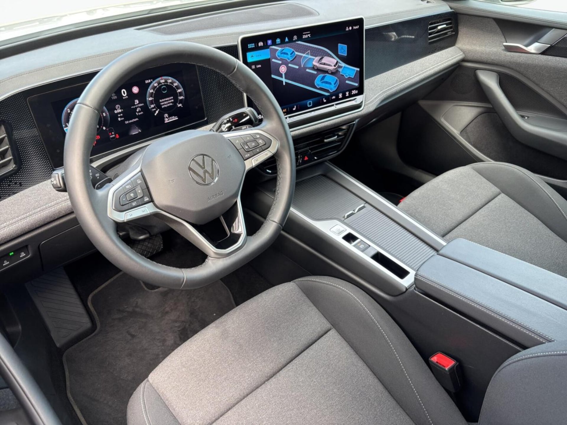 Volkswagen Passat Model bazowy