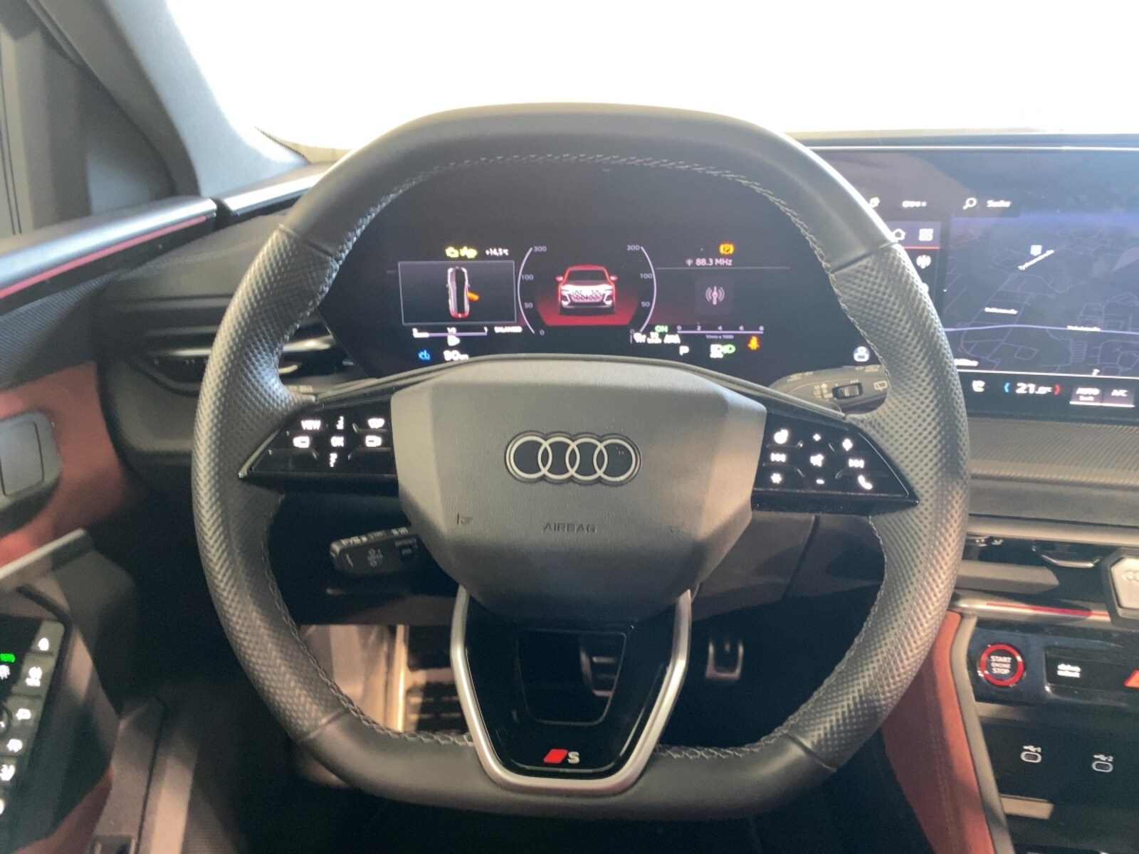 Audi SQ5 – Bild 12