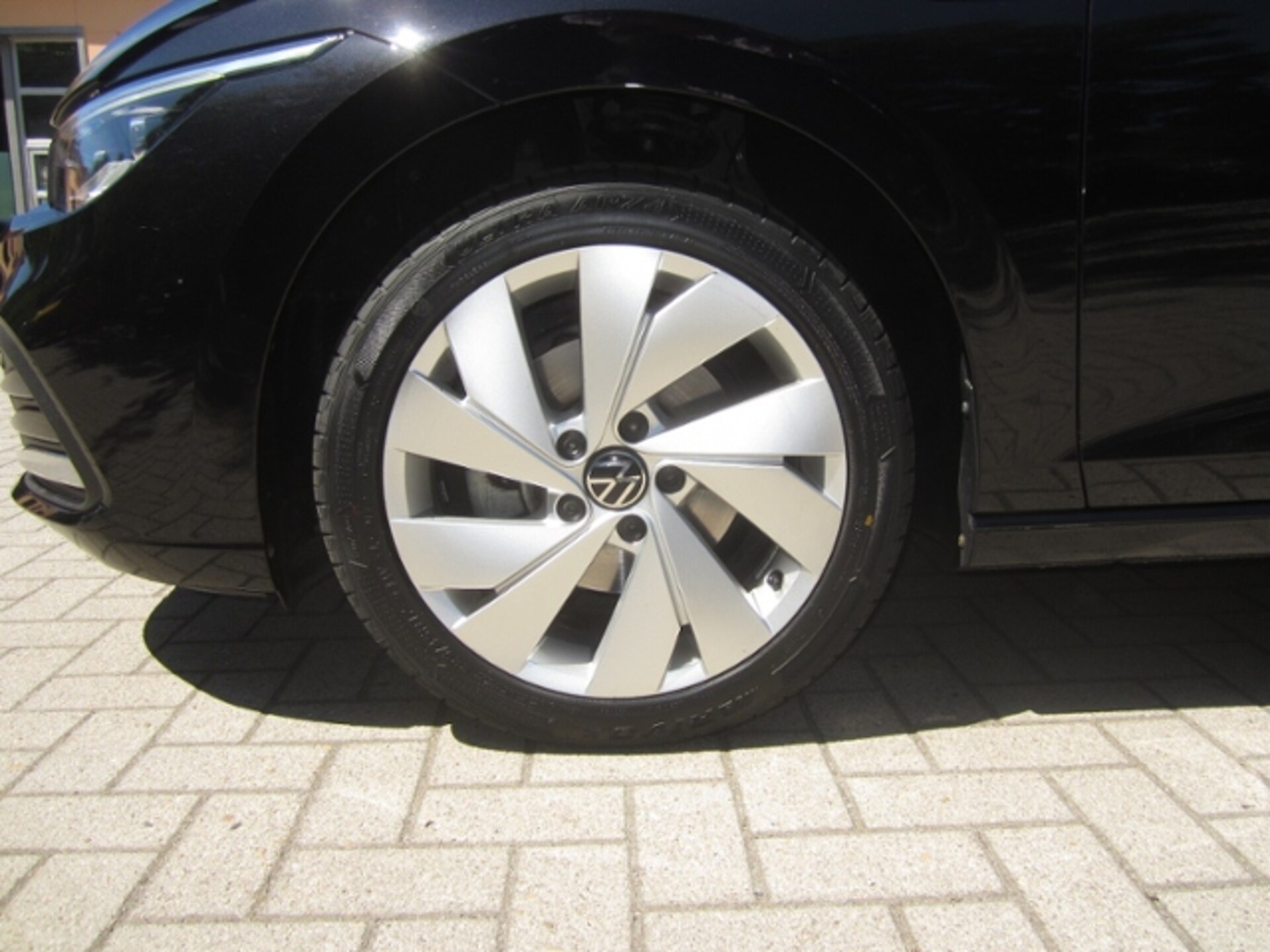 Volkswagen Golf Style