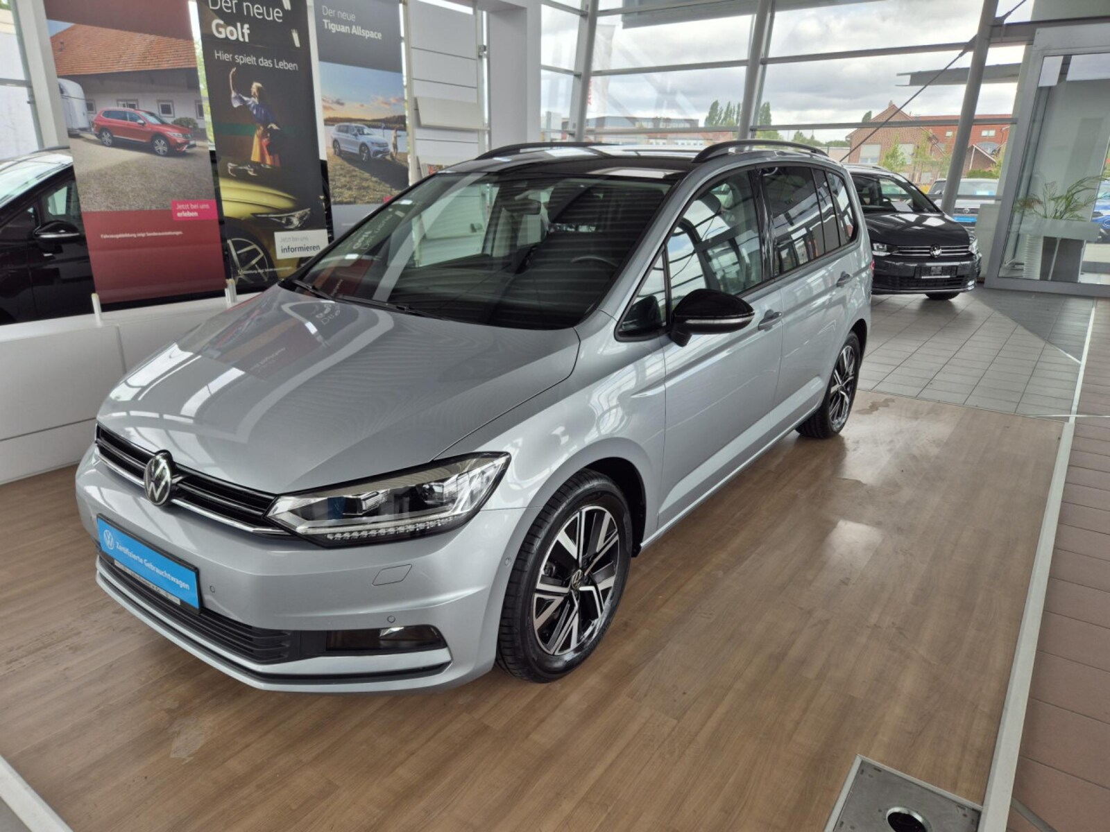 Volkswagen Touran – Bild 2