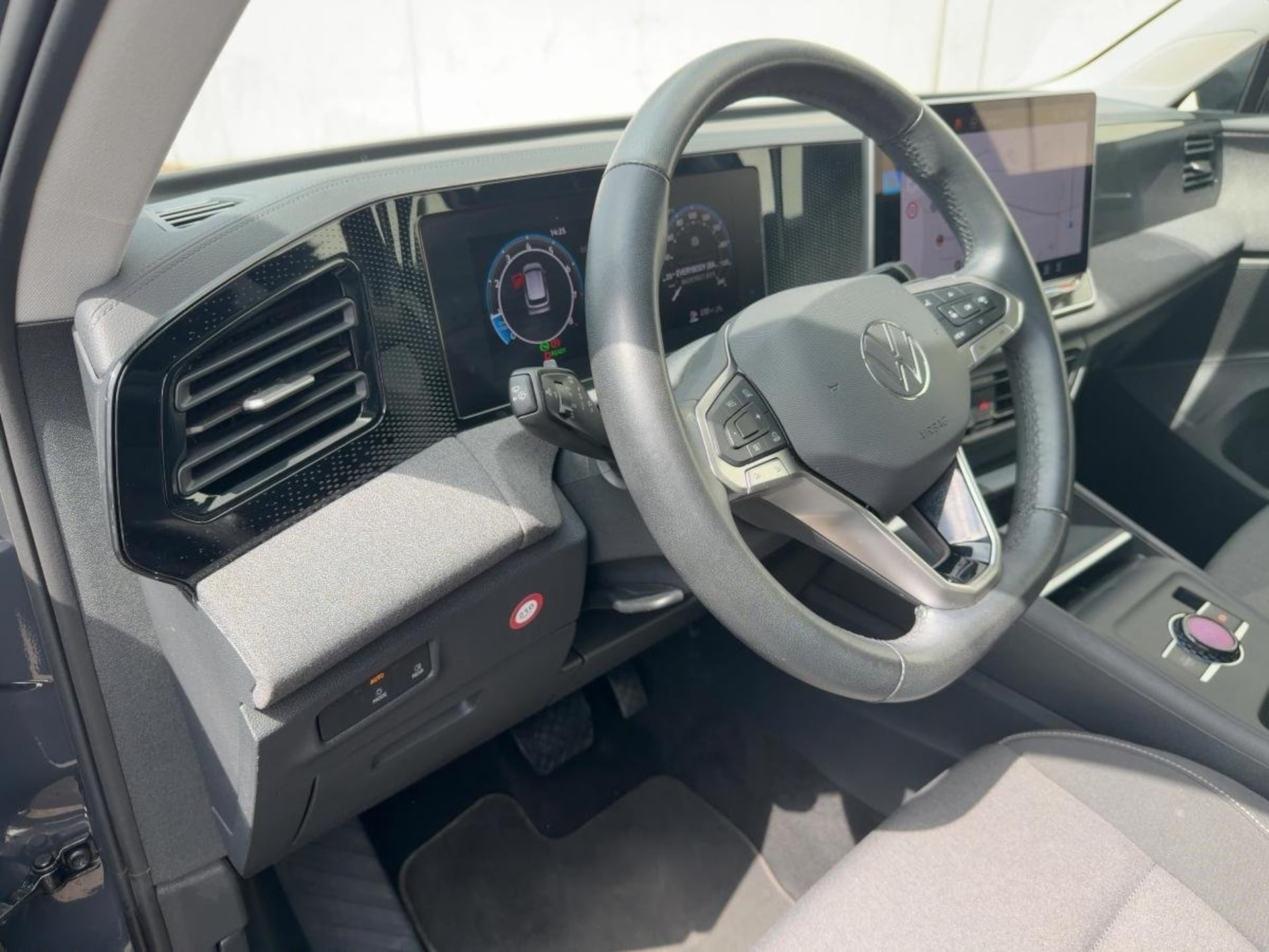 Volkswagen Tiguan Basis-Modell