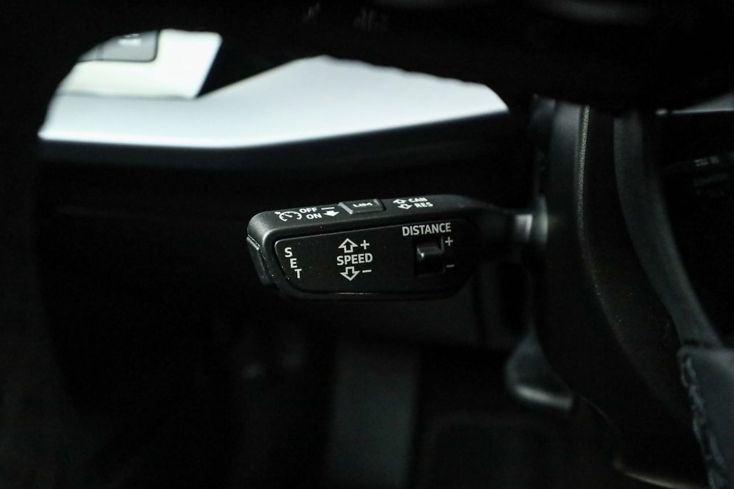 Bild über Audi A3 Sportback advanced 30 TFSI S tronic - für weitere Informationen kontaktieren Sie den Audi Partner