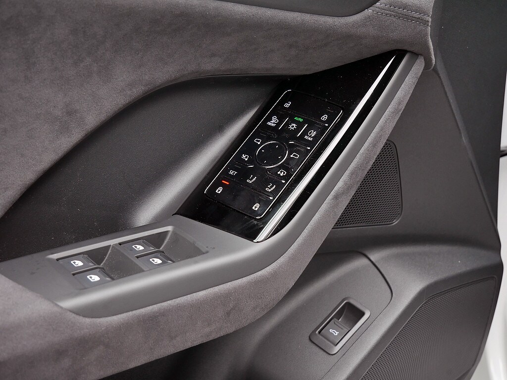 Image about Audi SQ6 Sportback e-tron e-tron