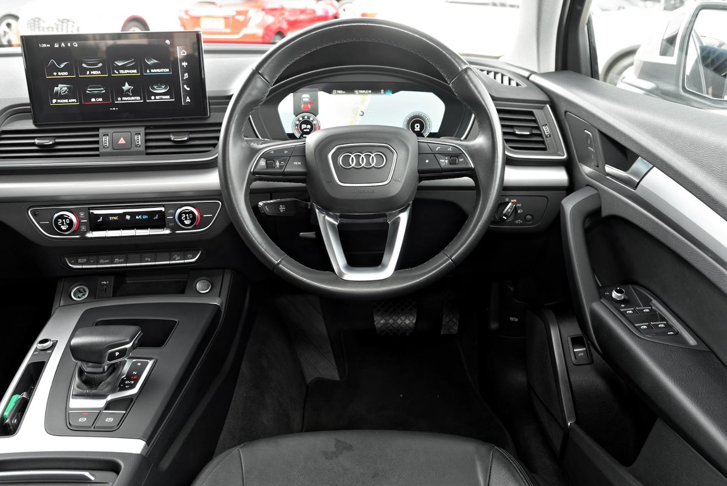 Image about Audi Q5 45 TFSI quattro S tronic