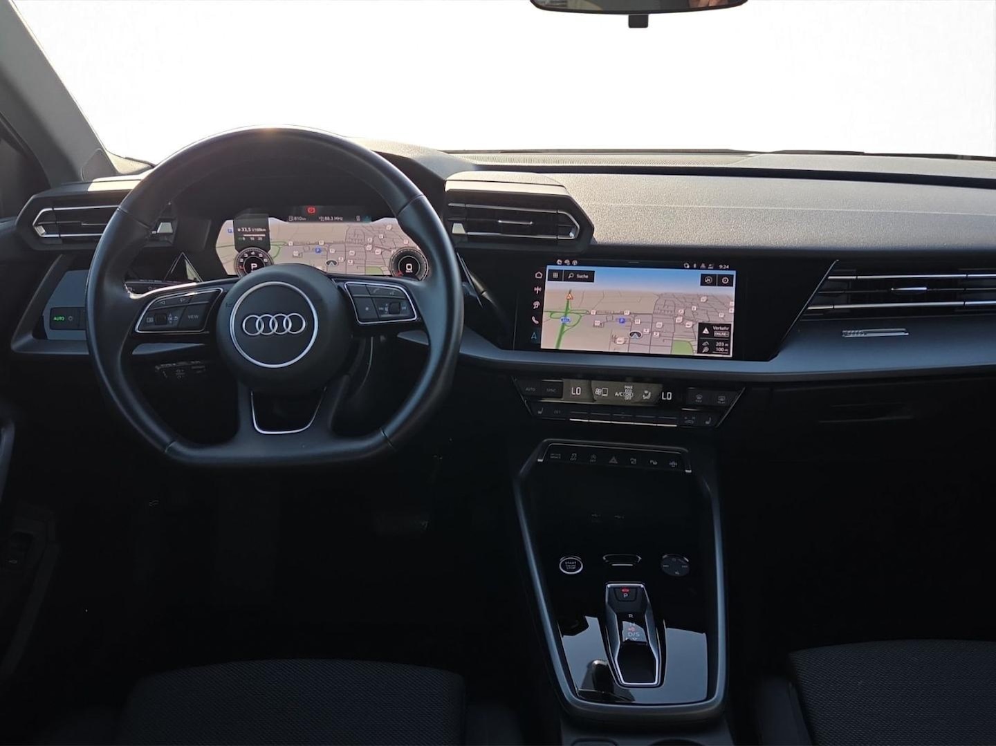 Bild über Audi A3 allstreet 35 TFSI S tronic - für weitere Informationen kontaktieren Sie den Audi Partner