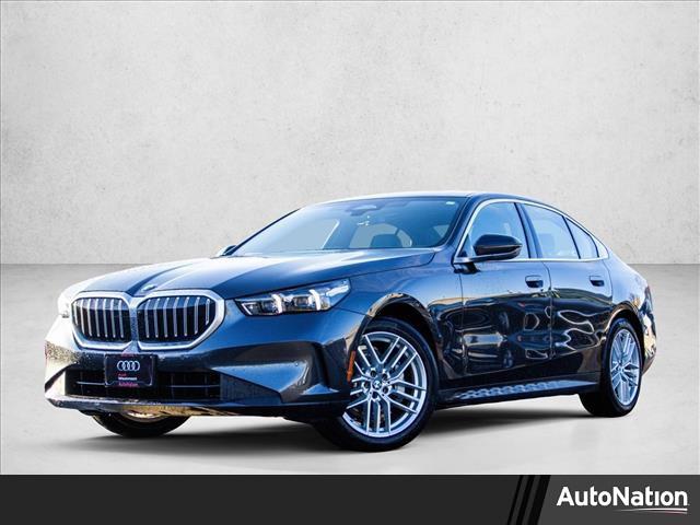 2024 BMW 5 Series 530's photo