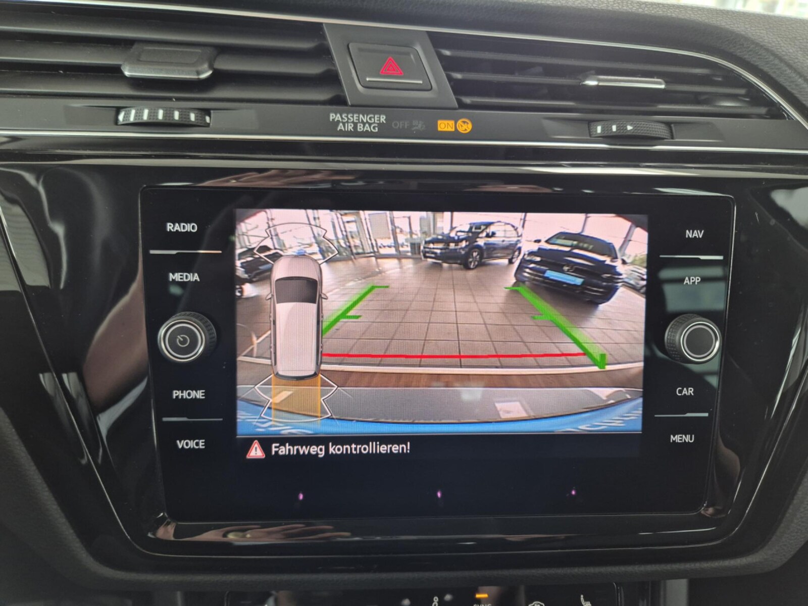 Volkswagen Touran – Bild 8