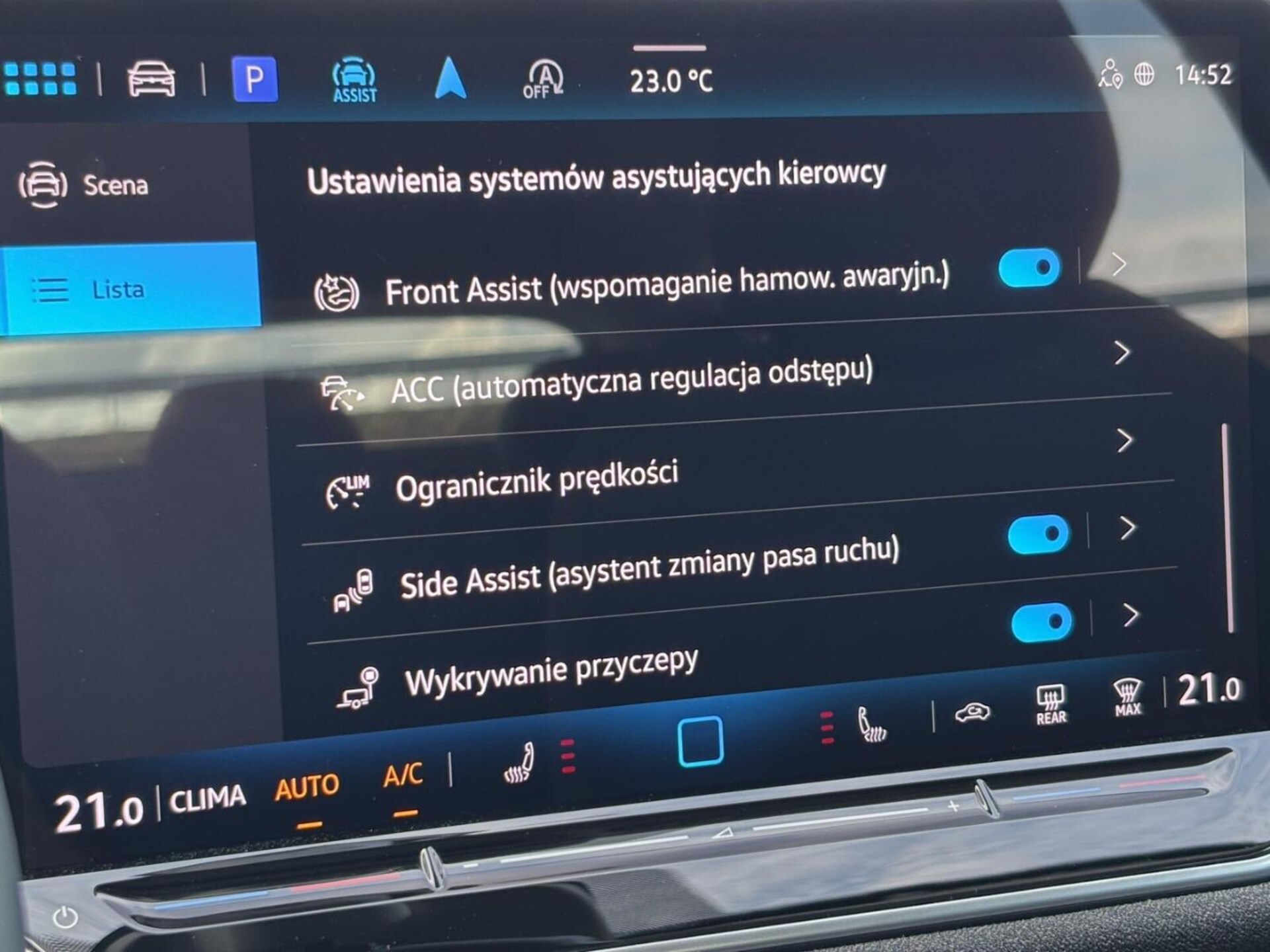 Volkswagen Passat Model bazowy