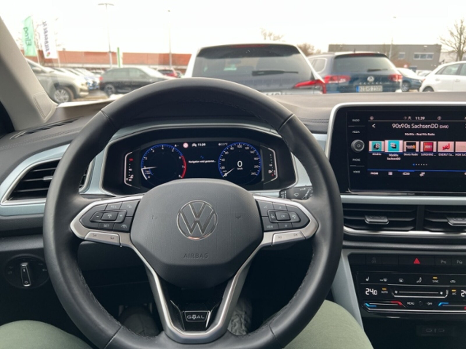 Volkswagen T-Roc – Bild 12