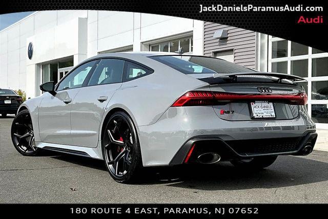 2026 Audi RS7 Sportback performance