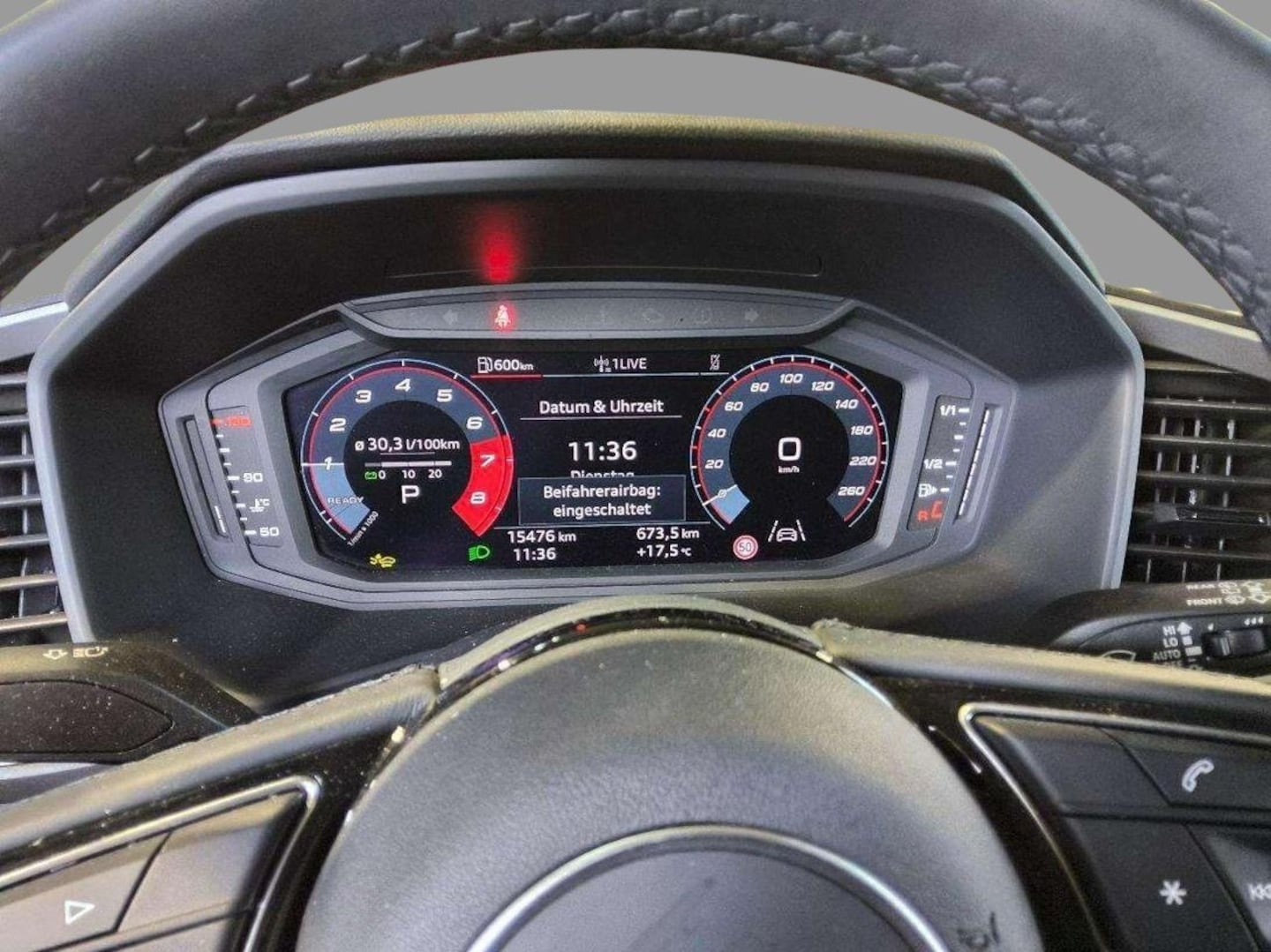 Bild über Audi A1 Sportback S line 30 TFSI S tronic - für weitere Informationen kontaktieren Sie den Audi Partner