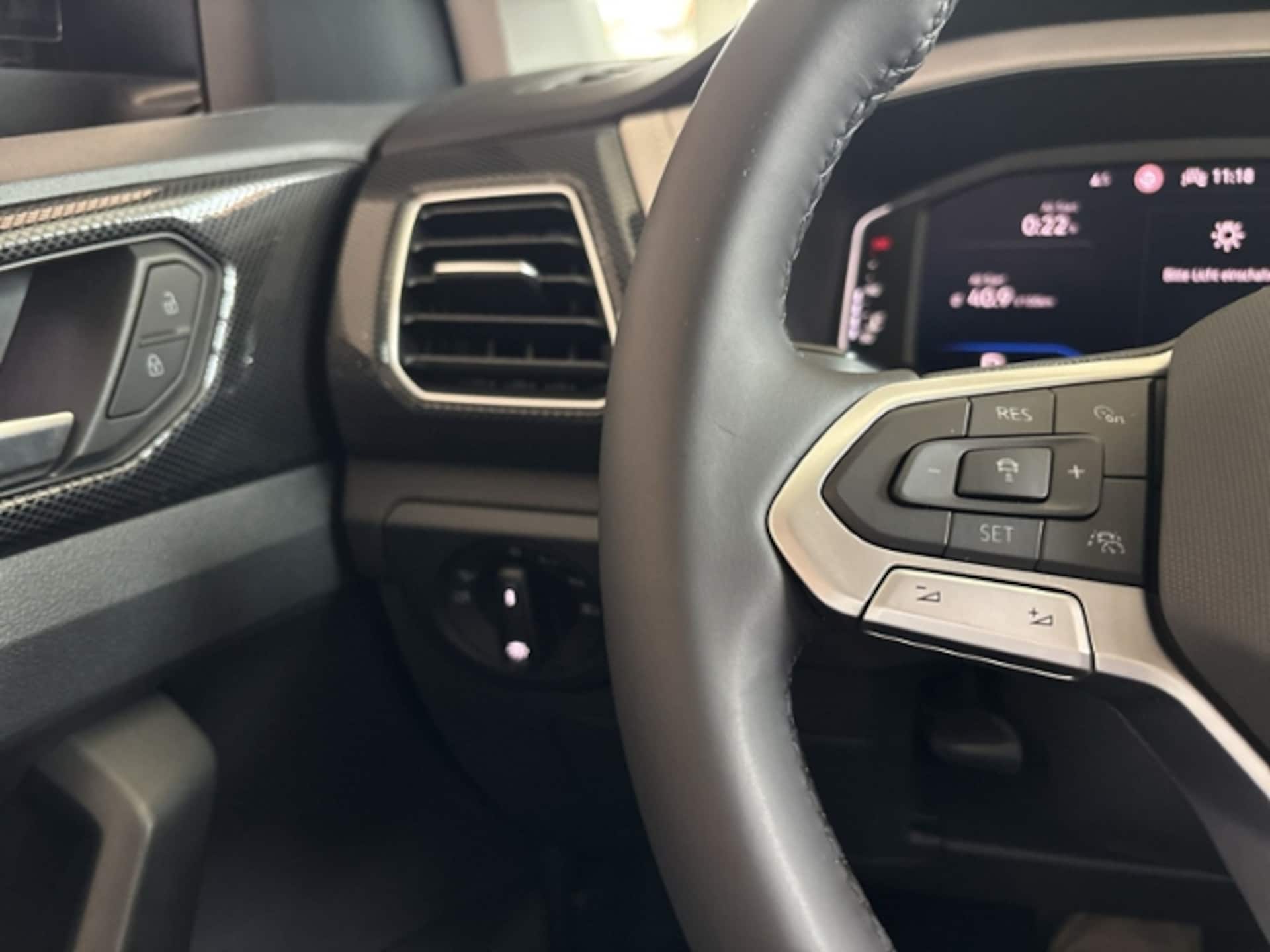 Volkswagen T-Cross Style