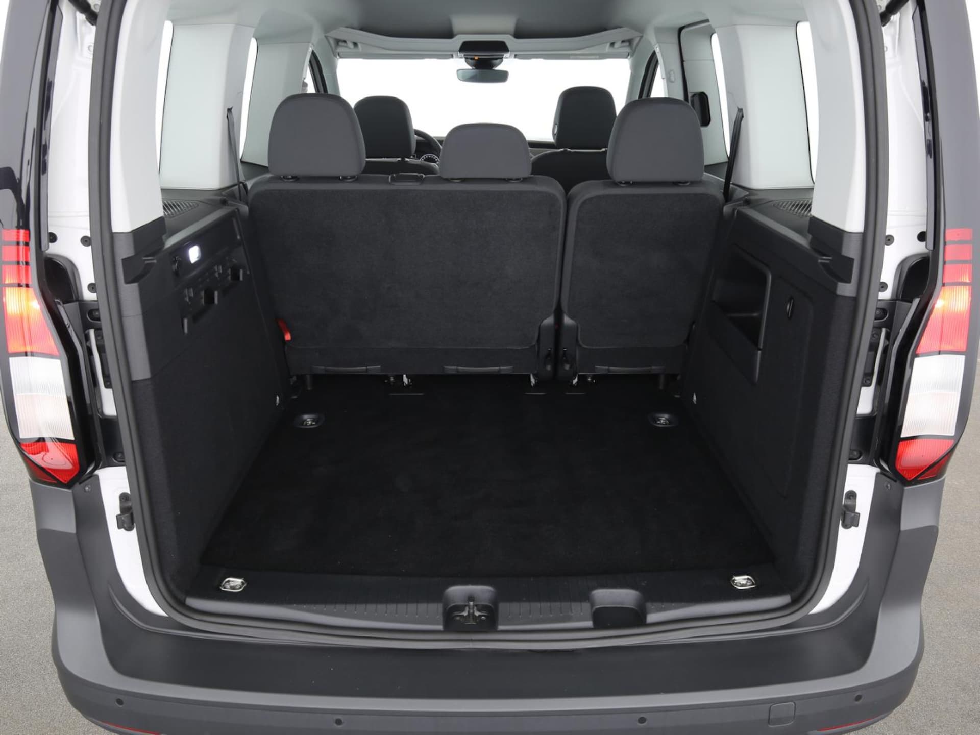 Volkswagen Caddy Kombi Basis-Modell