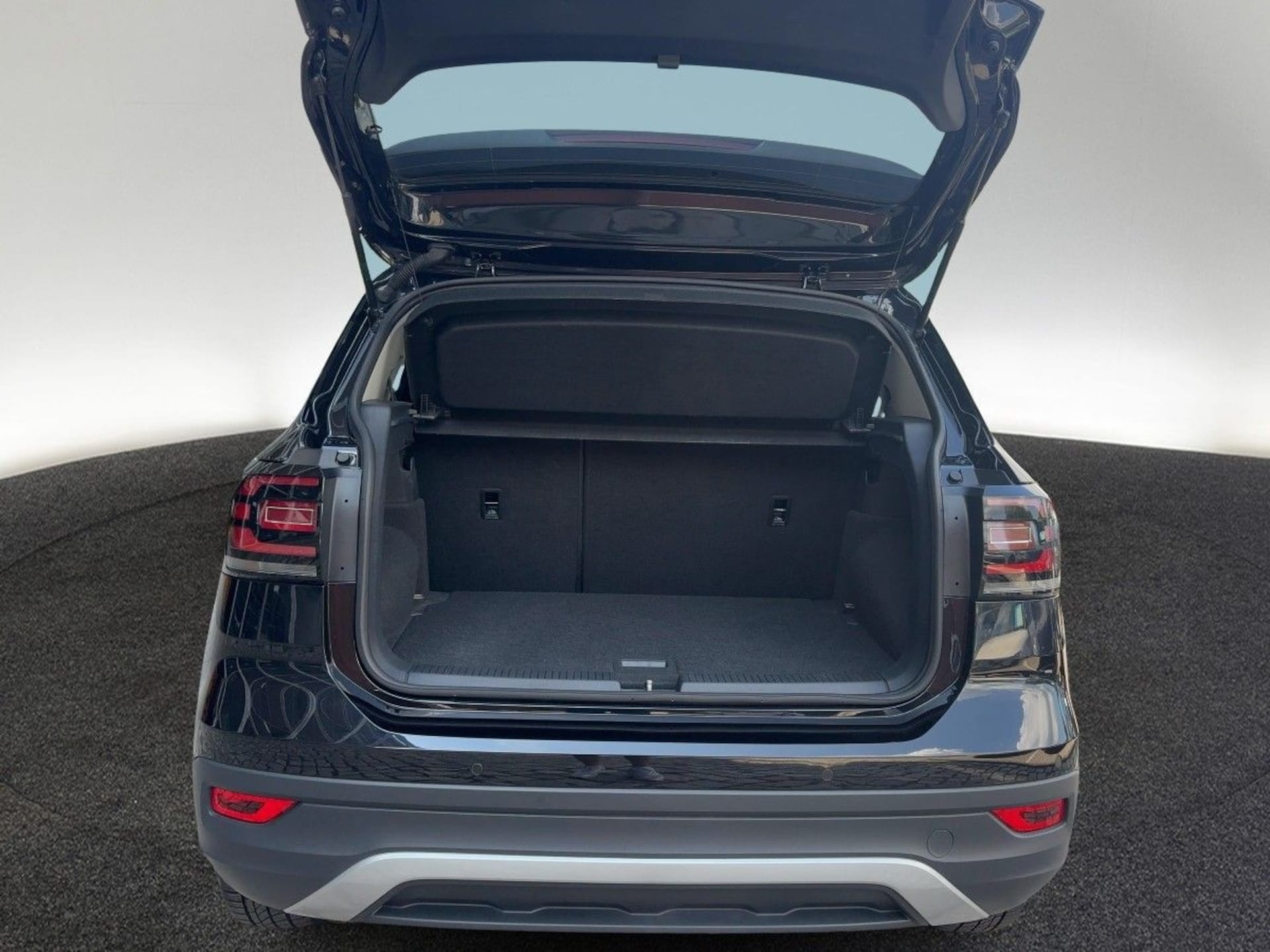 Volkswagen T-Cross United