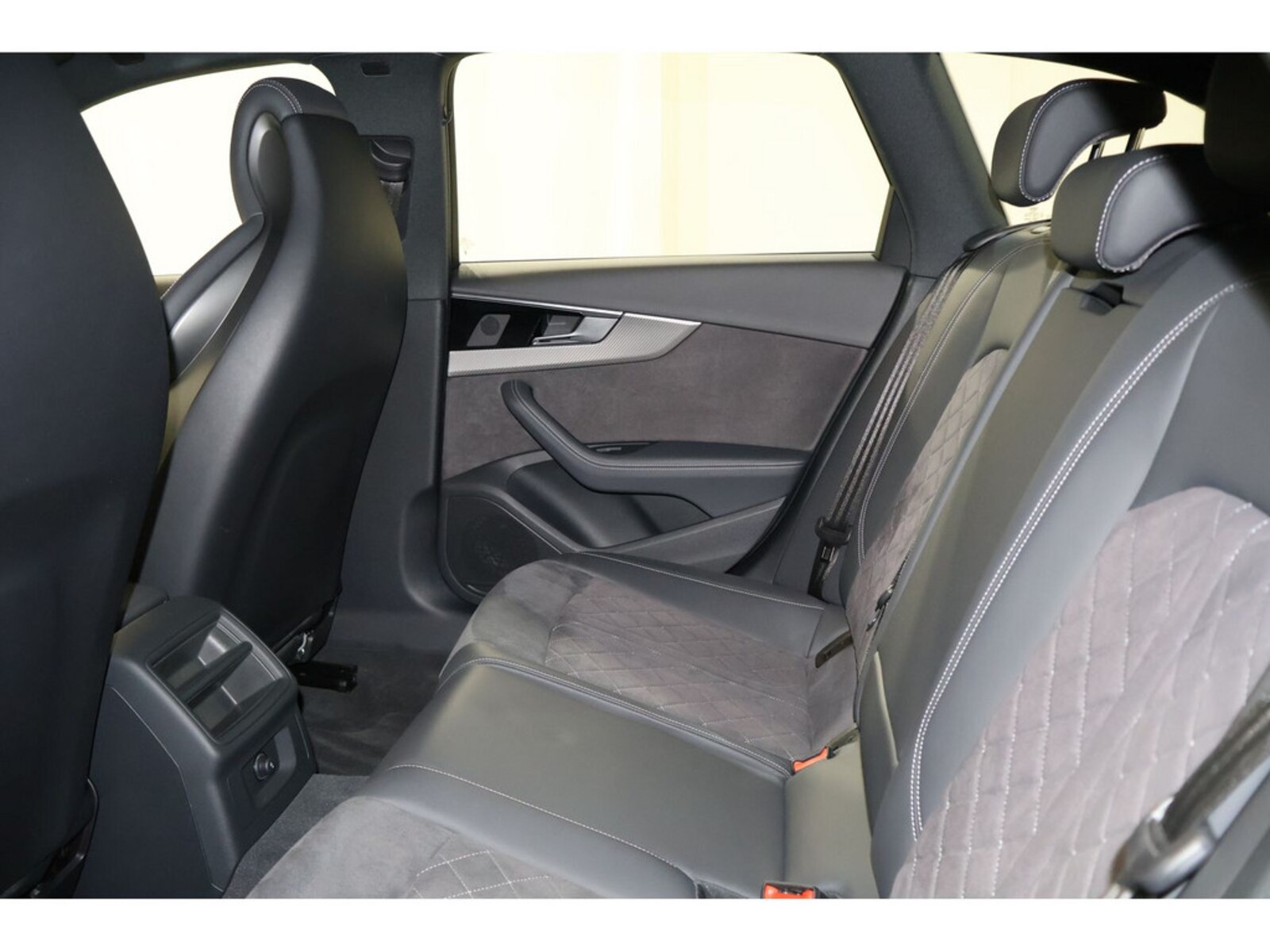 Audi RS 4 Avant – Bild 12