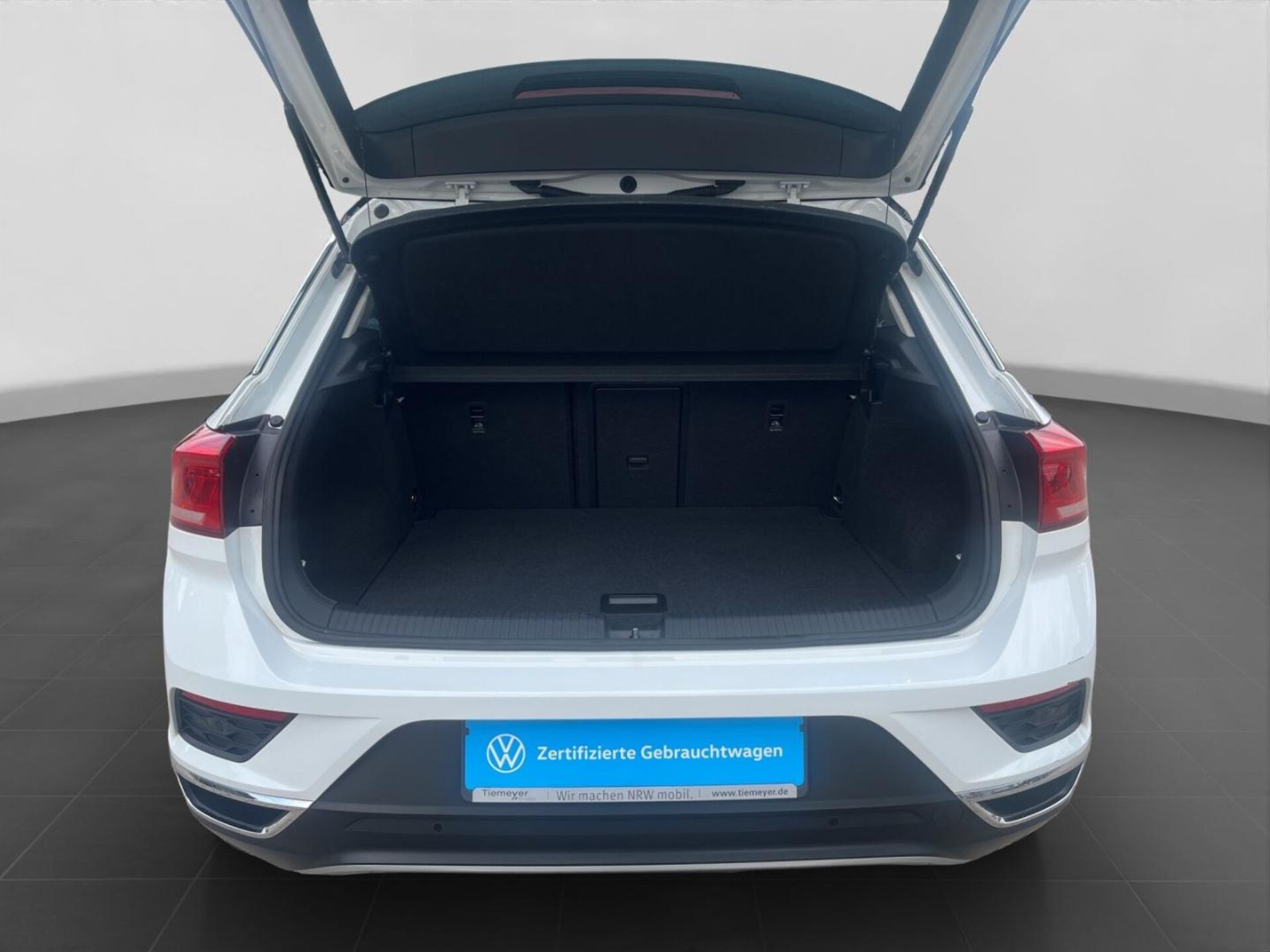 Volkswagen T-Roc Active