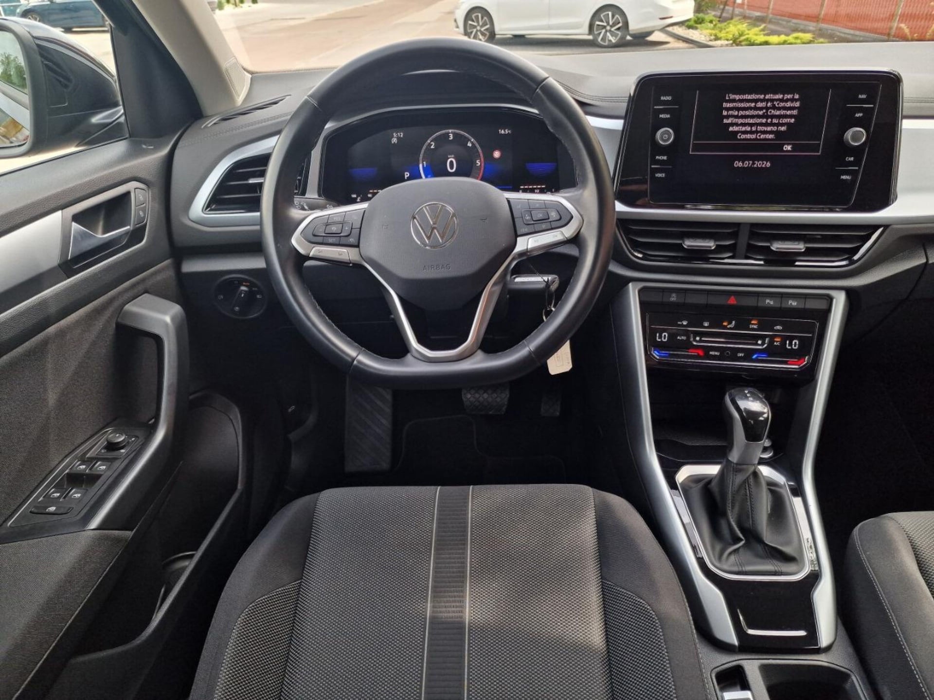 Volkswagen T-Roc Life