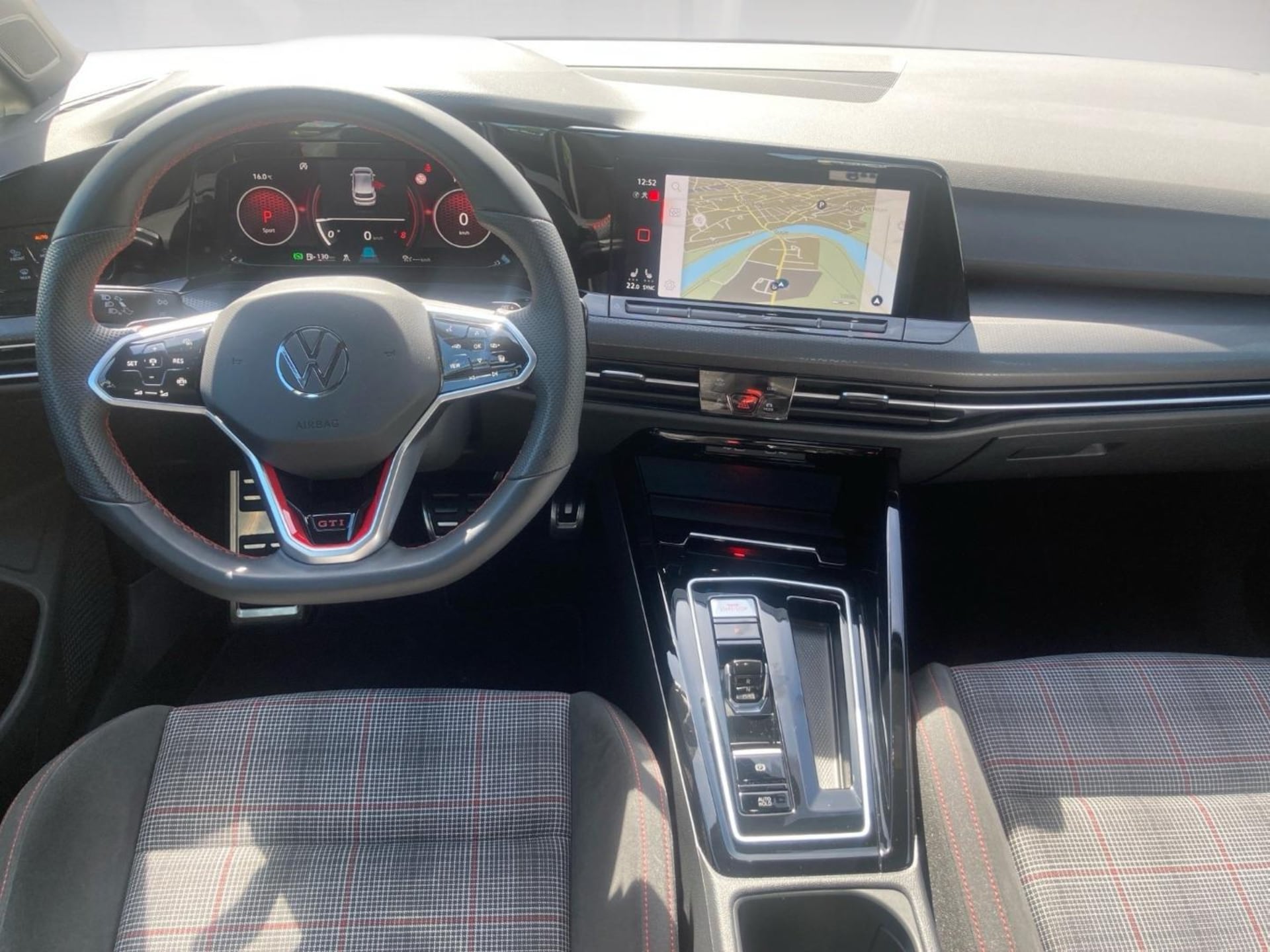 Volkswagen Golf GTI