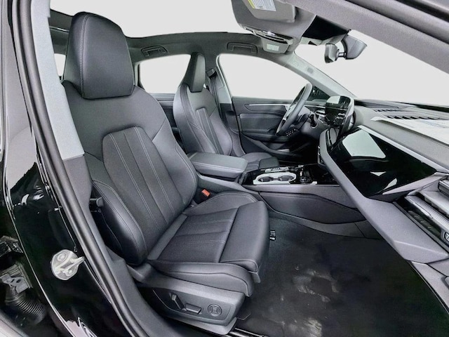 2026 Audi A6 Premium Plus - Photo 30