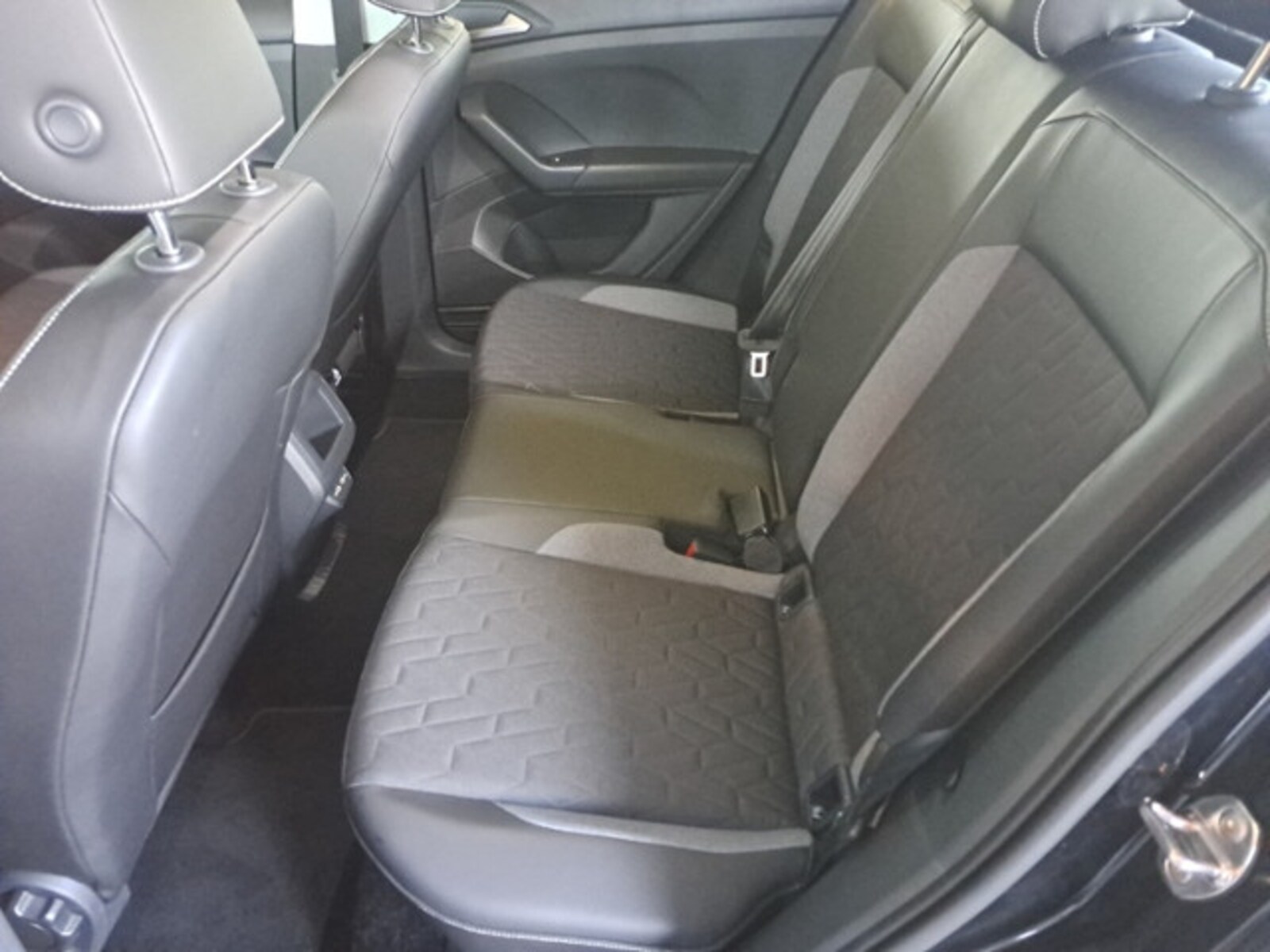 Volkswagen T-Cross – Bild 14