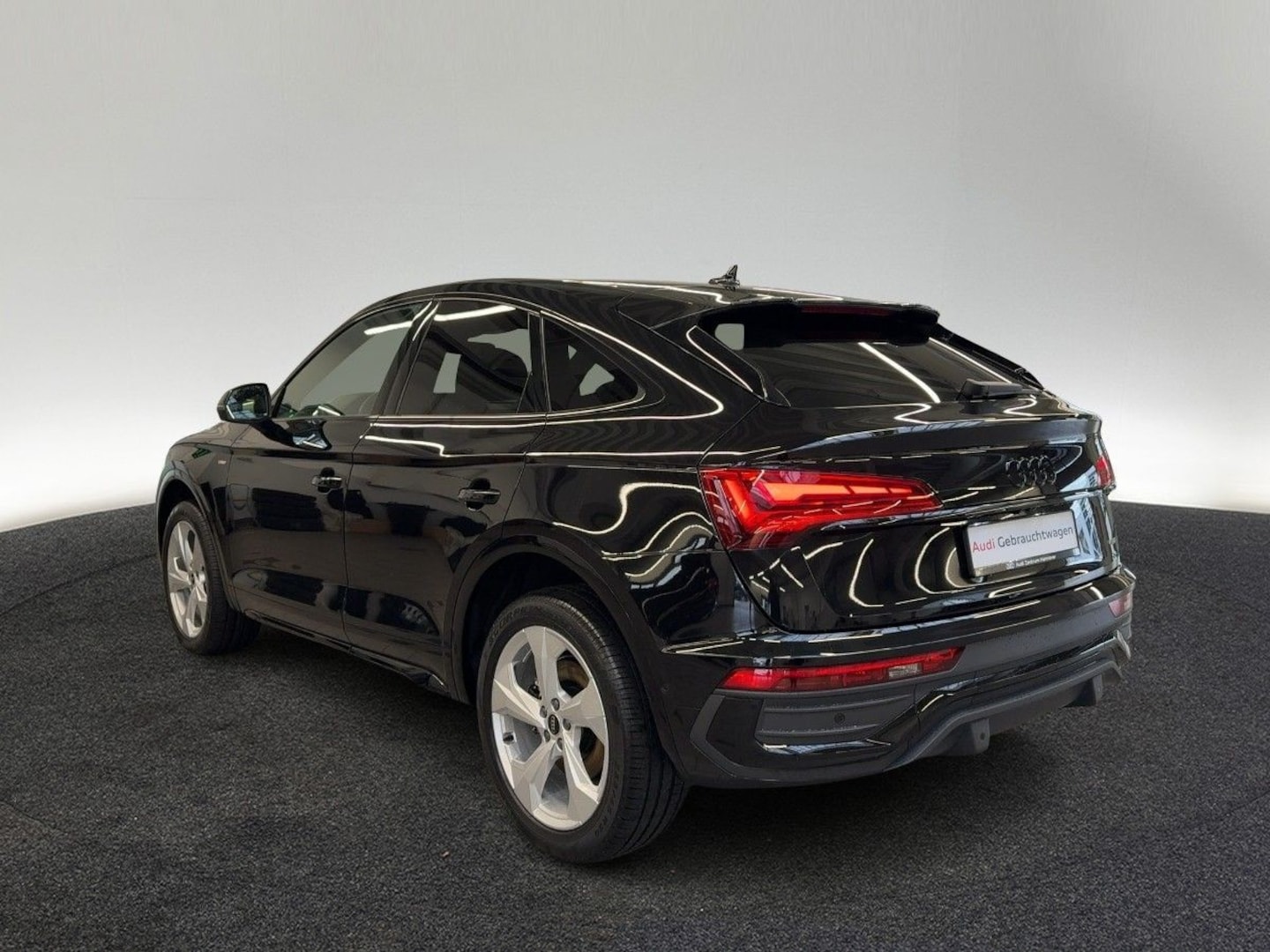 Bild über Audi Q5 Sportback 40 TDI quattro S tronic - für weitere Informationen kontaktieren Sie den Audi Partner