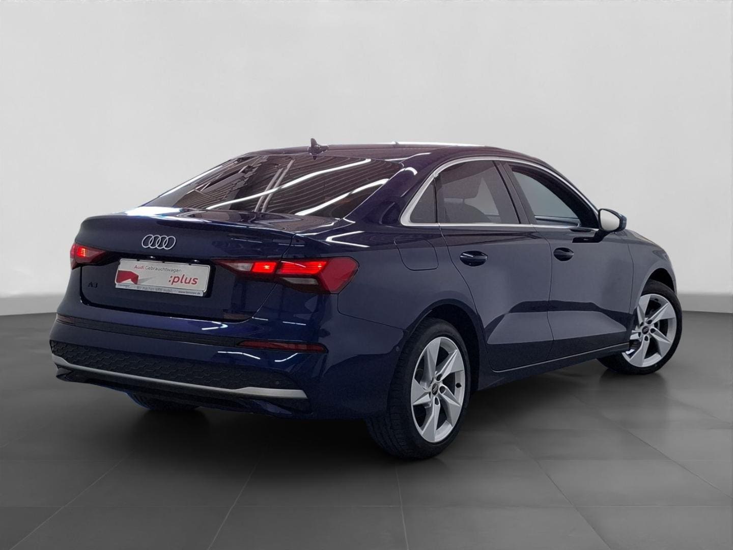 Bild über Audi A3 Limousine advanced 35 TFSI S tronic - für weitere Informationen kontaktieren Sie den Audi Partner