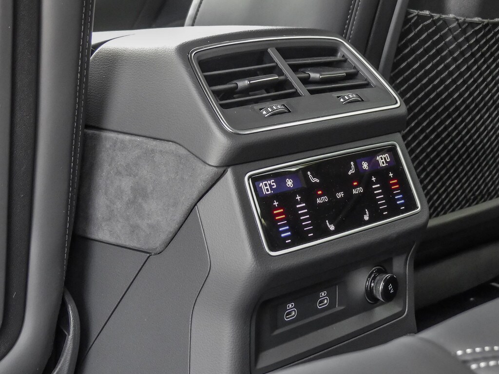 Image about Audi RS 6 Avant RS 6 Avant 441(600) kW(PS) tiptronic