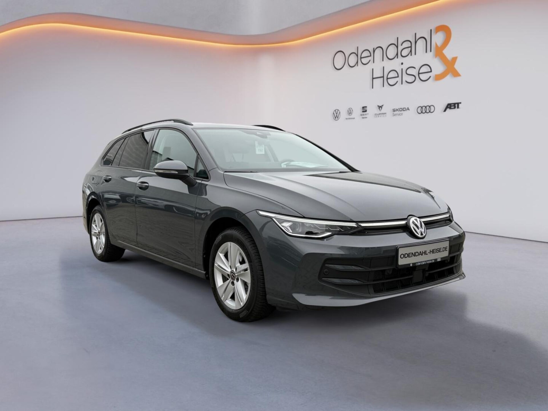 Volkswagen Golf Variant Life