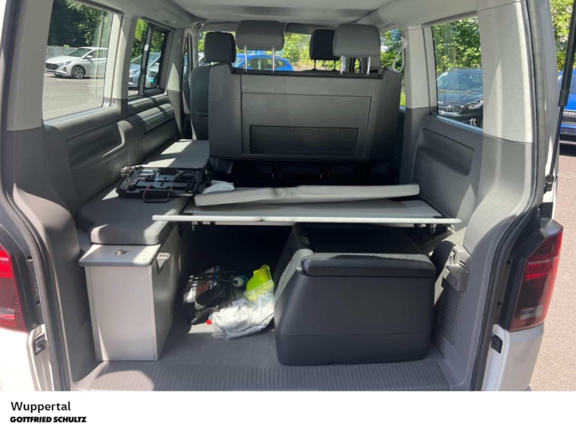 Volkswagen T6.1 California Beach