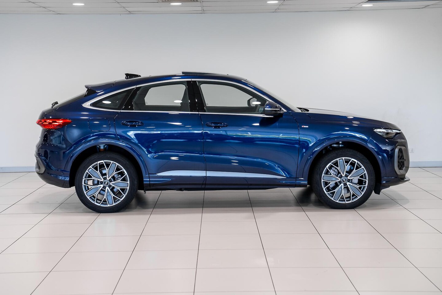 Image about Audi Q5 Sportback TDI quattro 150 kW sport