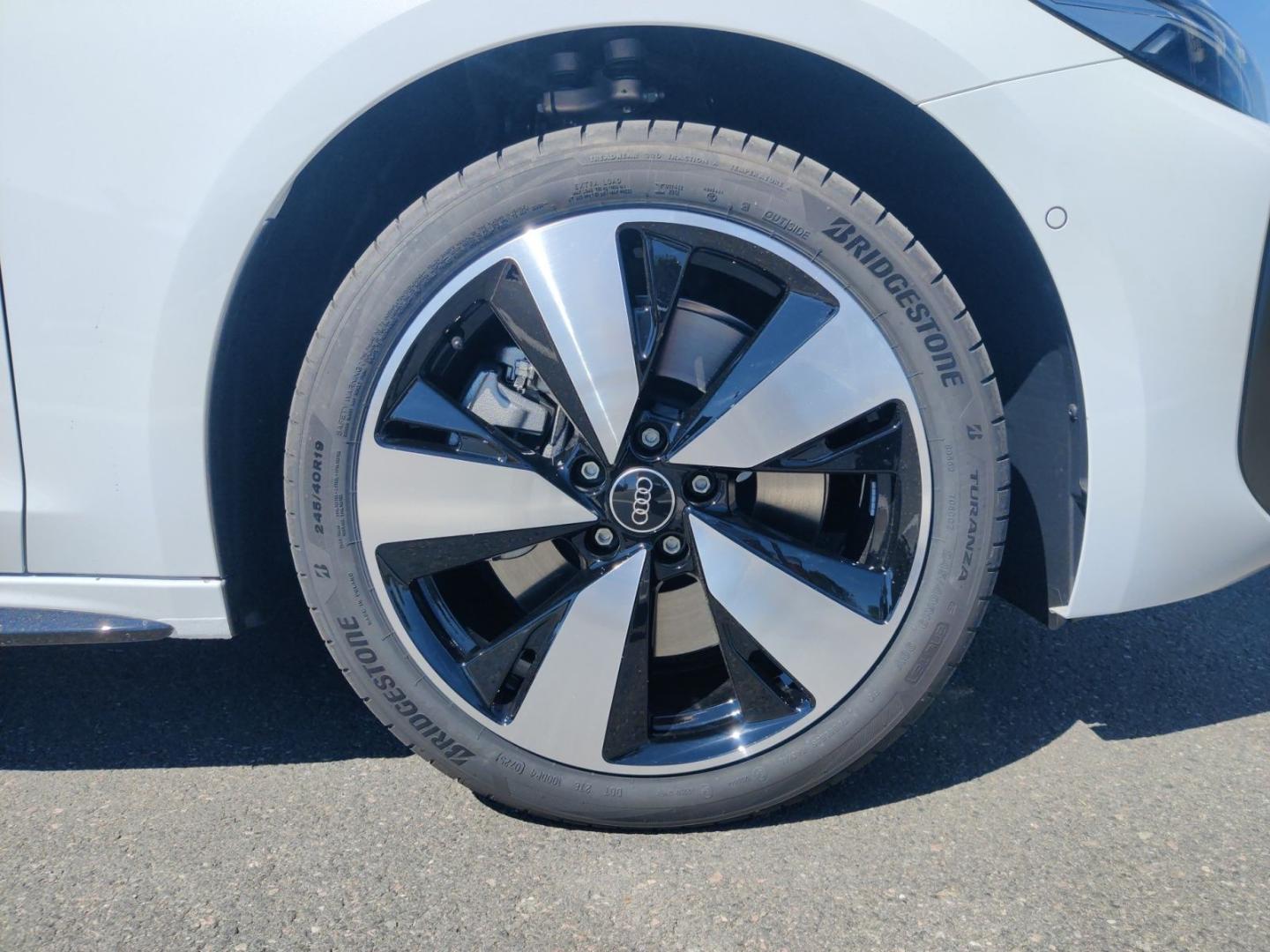 Image about Audi A5 Avant e-hybrid e-hybrid quattro 220 kW S tronic