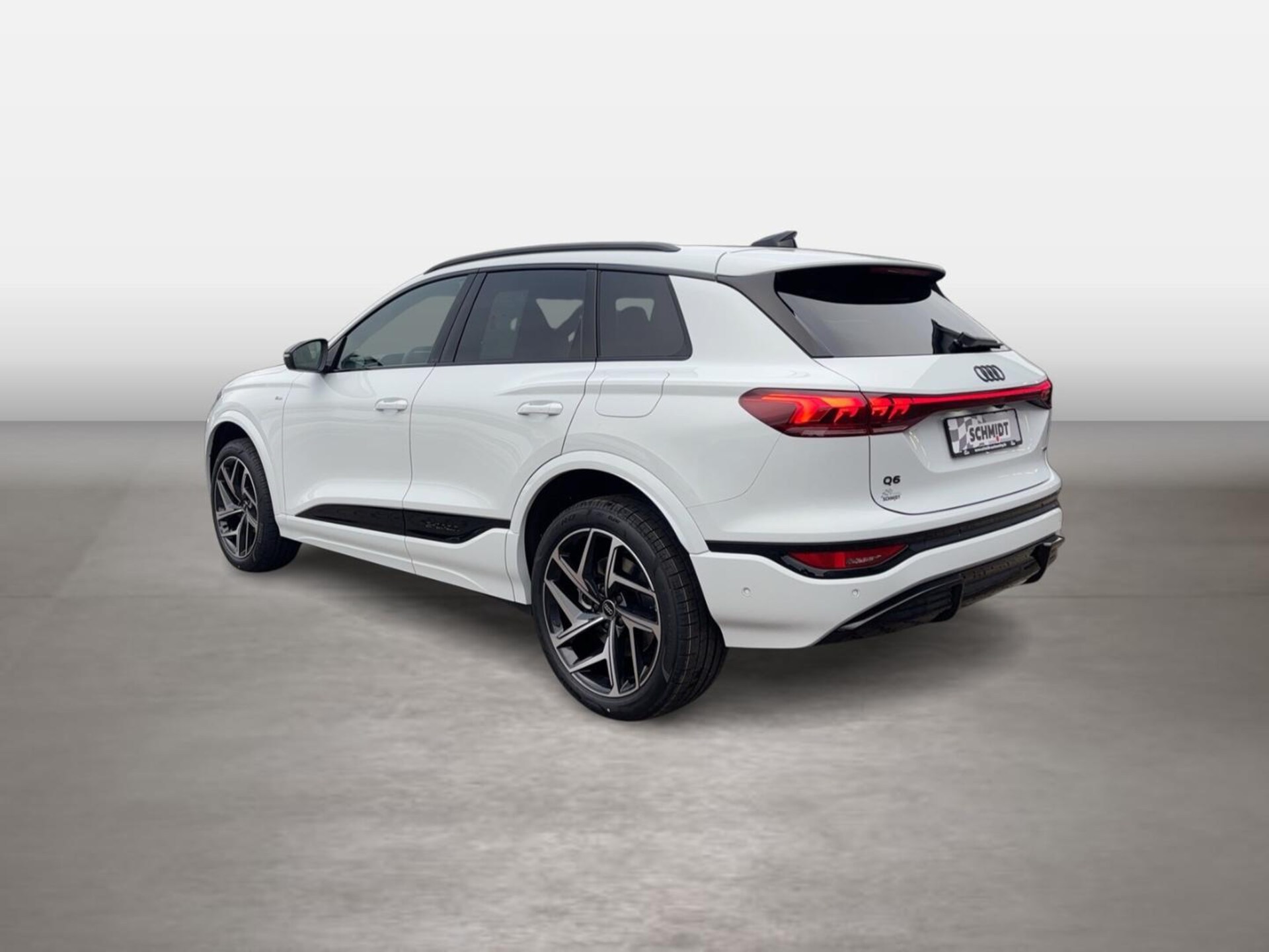 Audi Q6 SUV e-tron