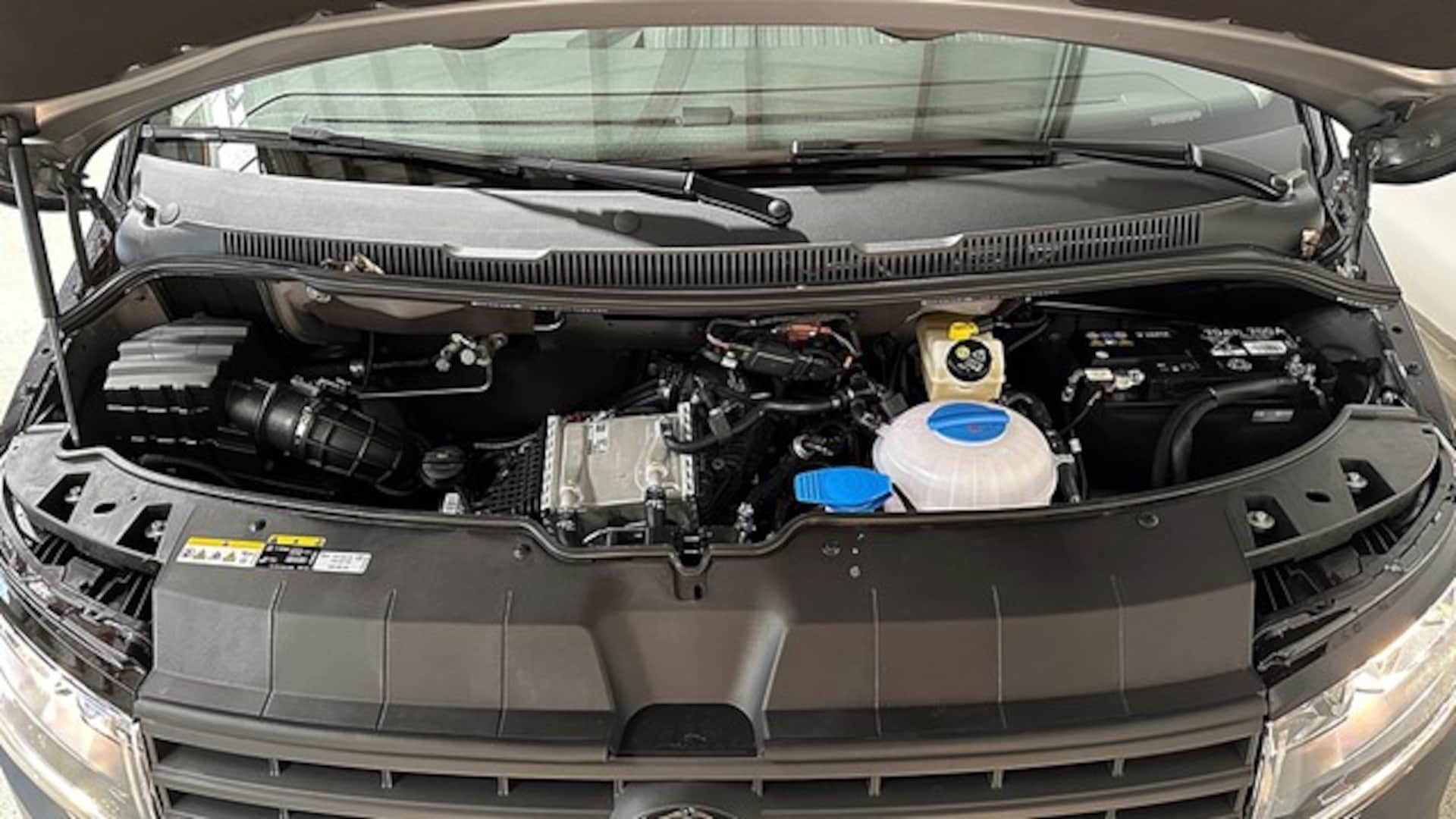Volkswagen T6.1 Transporter Kasten kurzer Radstand