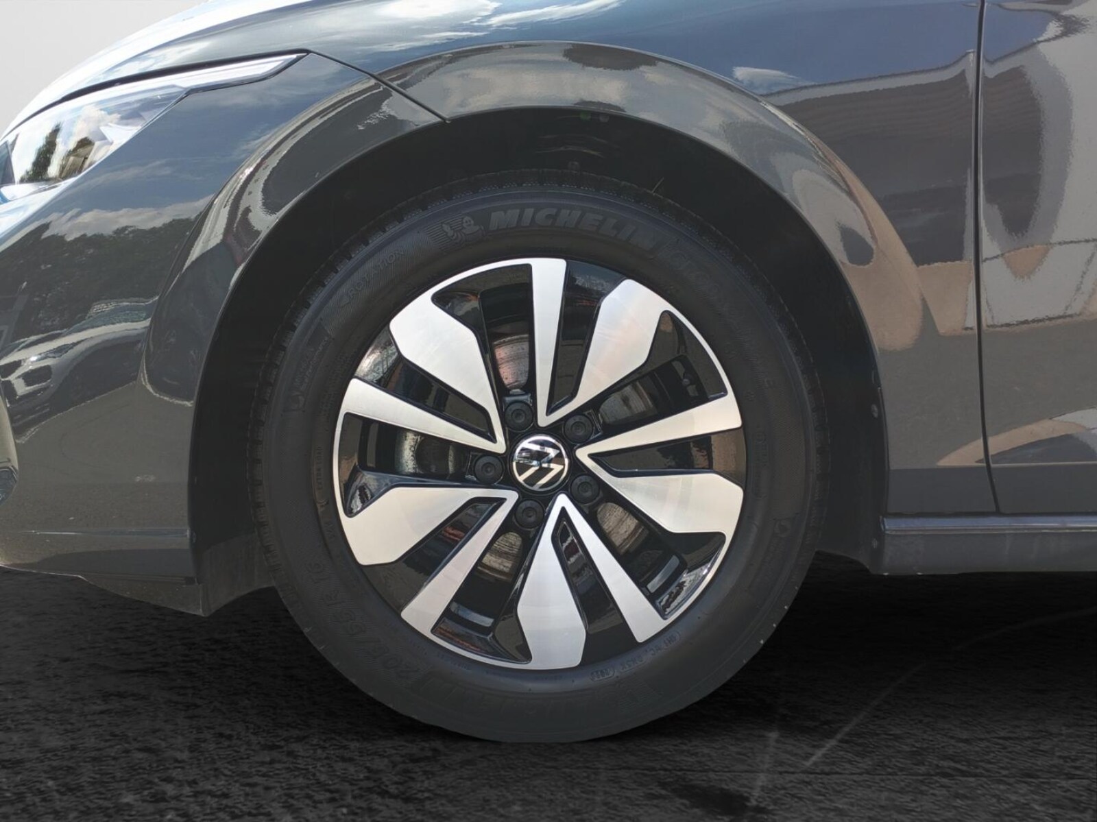 Volkswagen Golf Variant – Bild 6