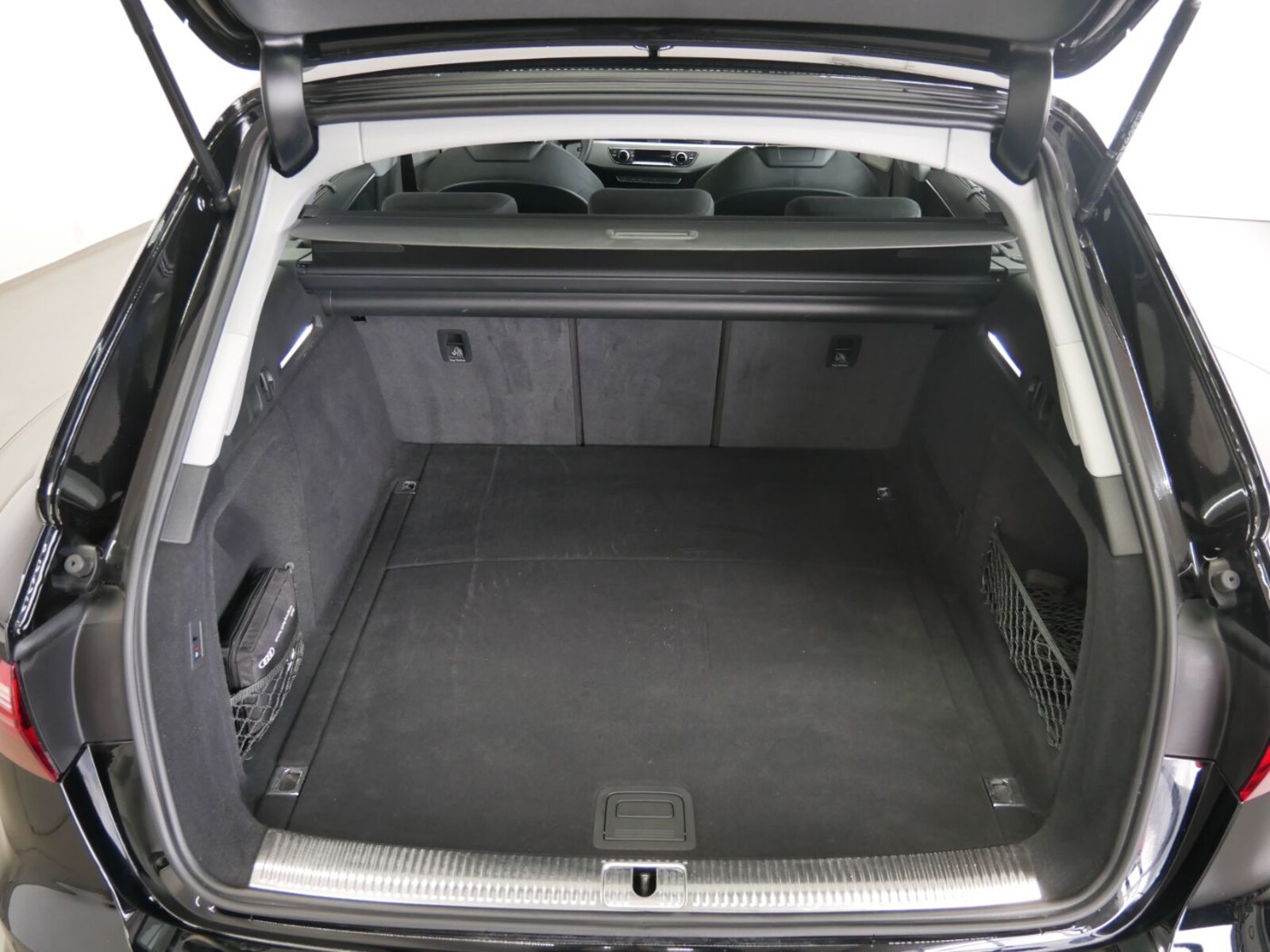 Audi A4 Avant – Bild 7