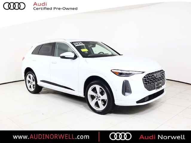 Photo of 2025 Audi Q5