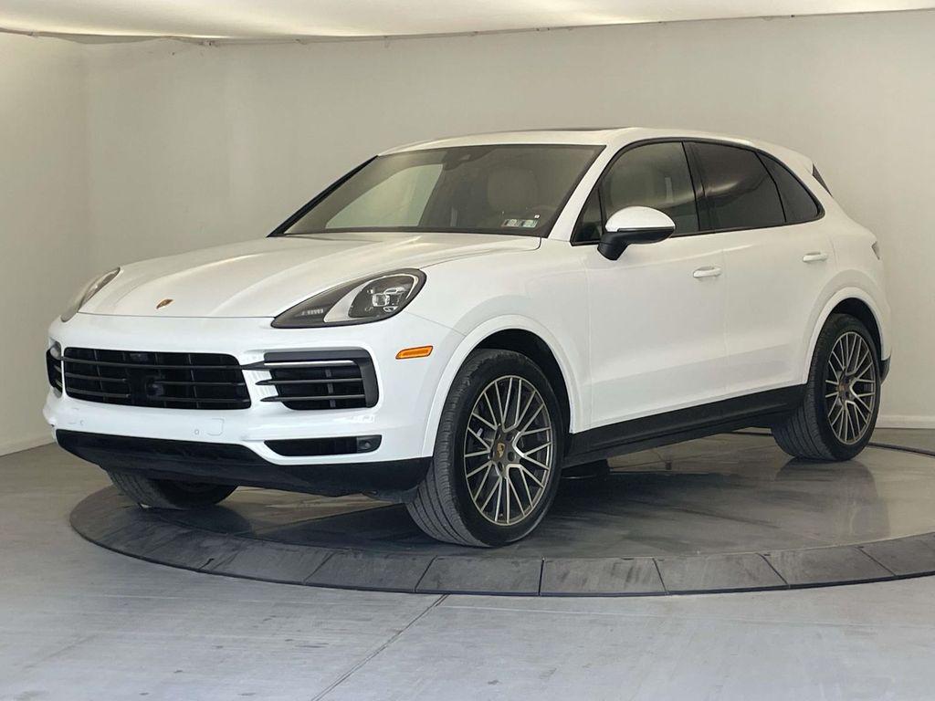 2023 Porsche Cayenne Platinum Edition's photo