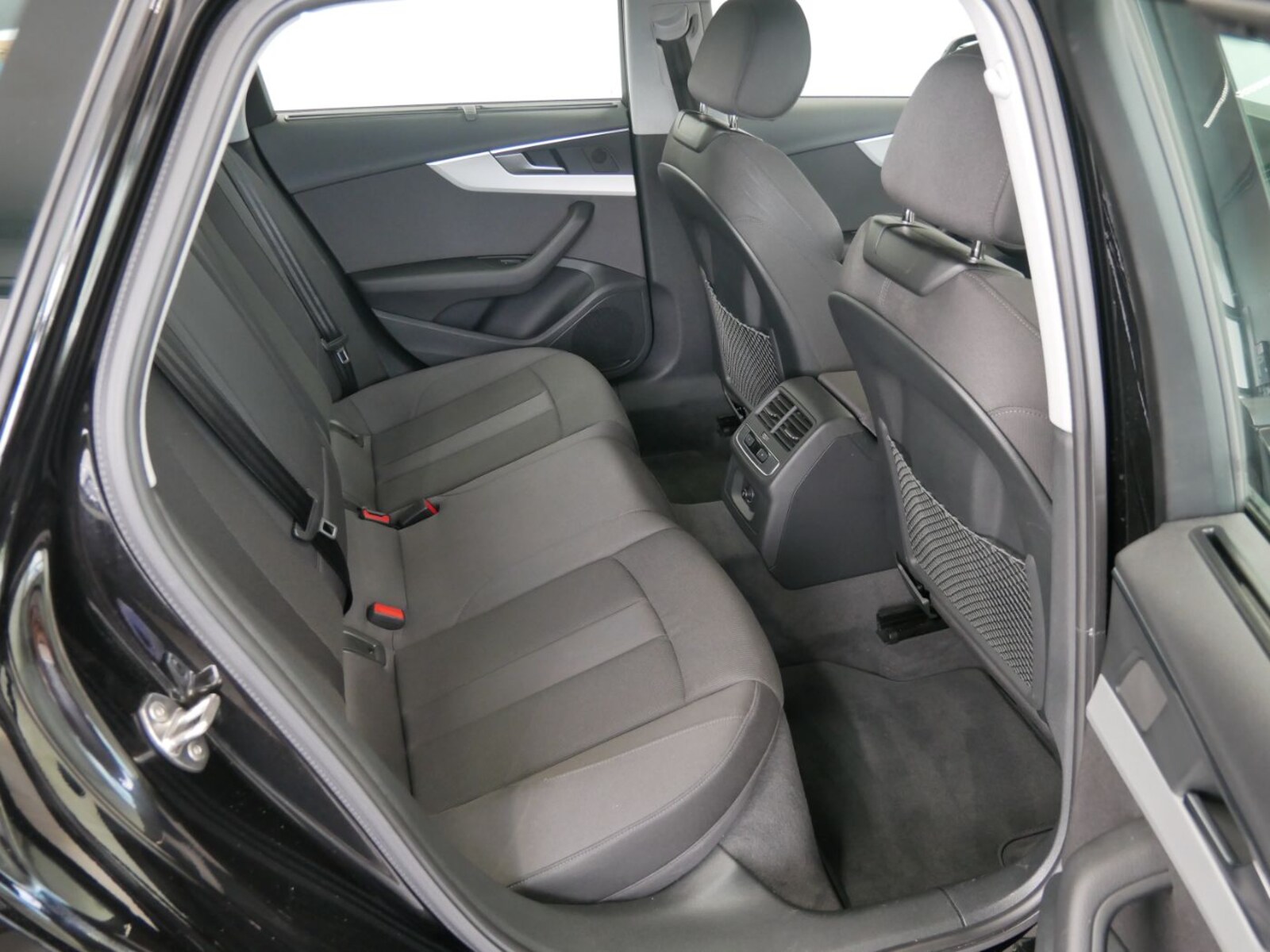 Audi A4 Avant – Bild 8