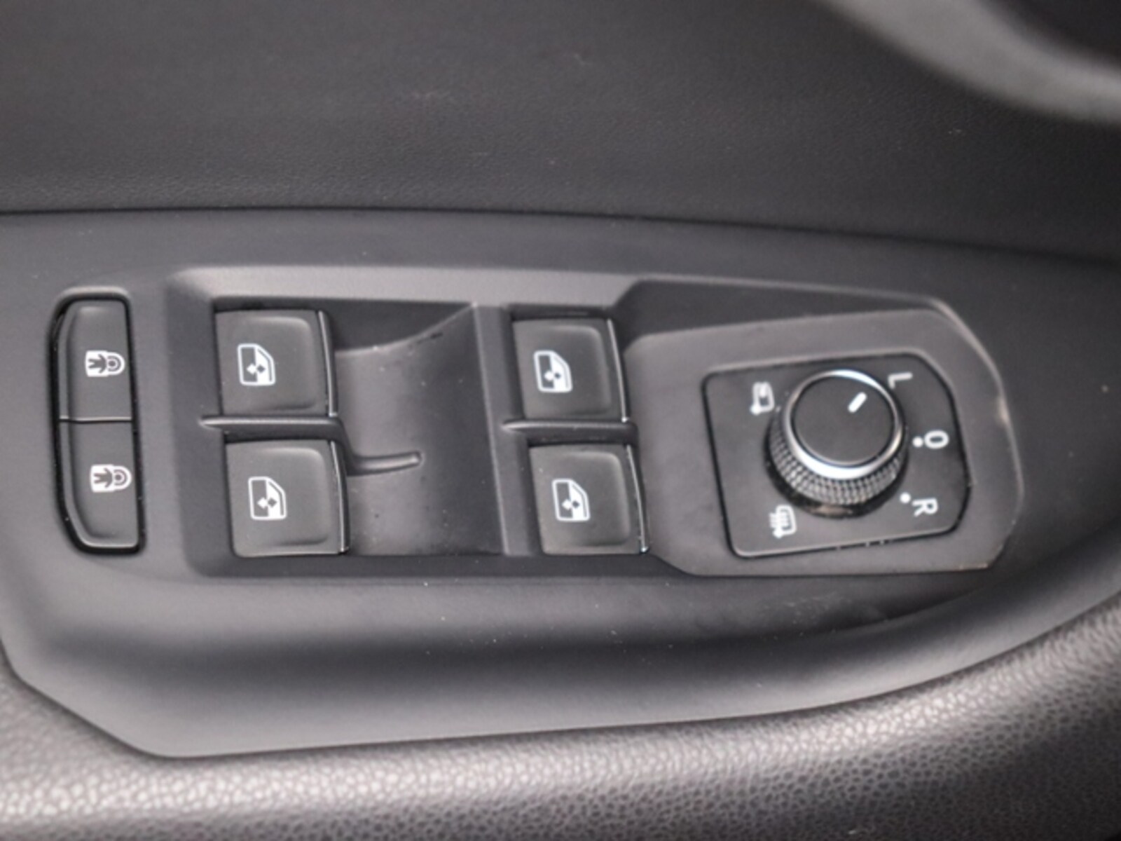 Volkswagen Touareg – Bild 10