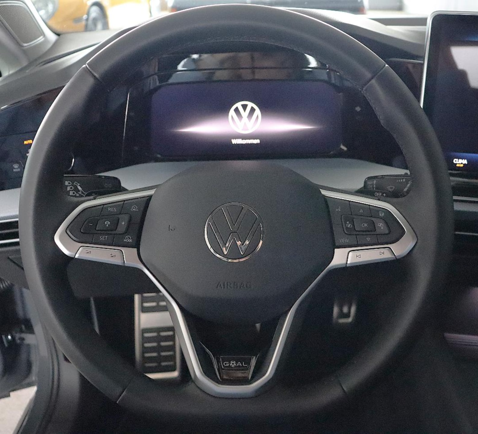 Volkswagen Golf Variant Life