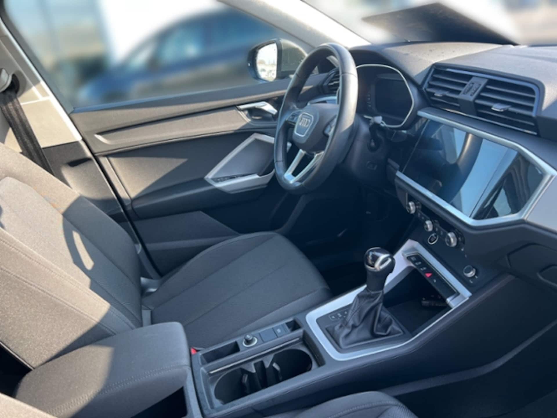 Audi Q3 Sportback S line
