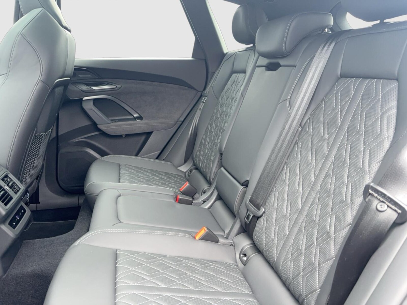 Audi SQ5 – Bild 12