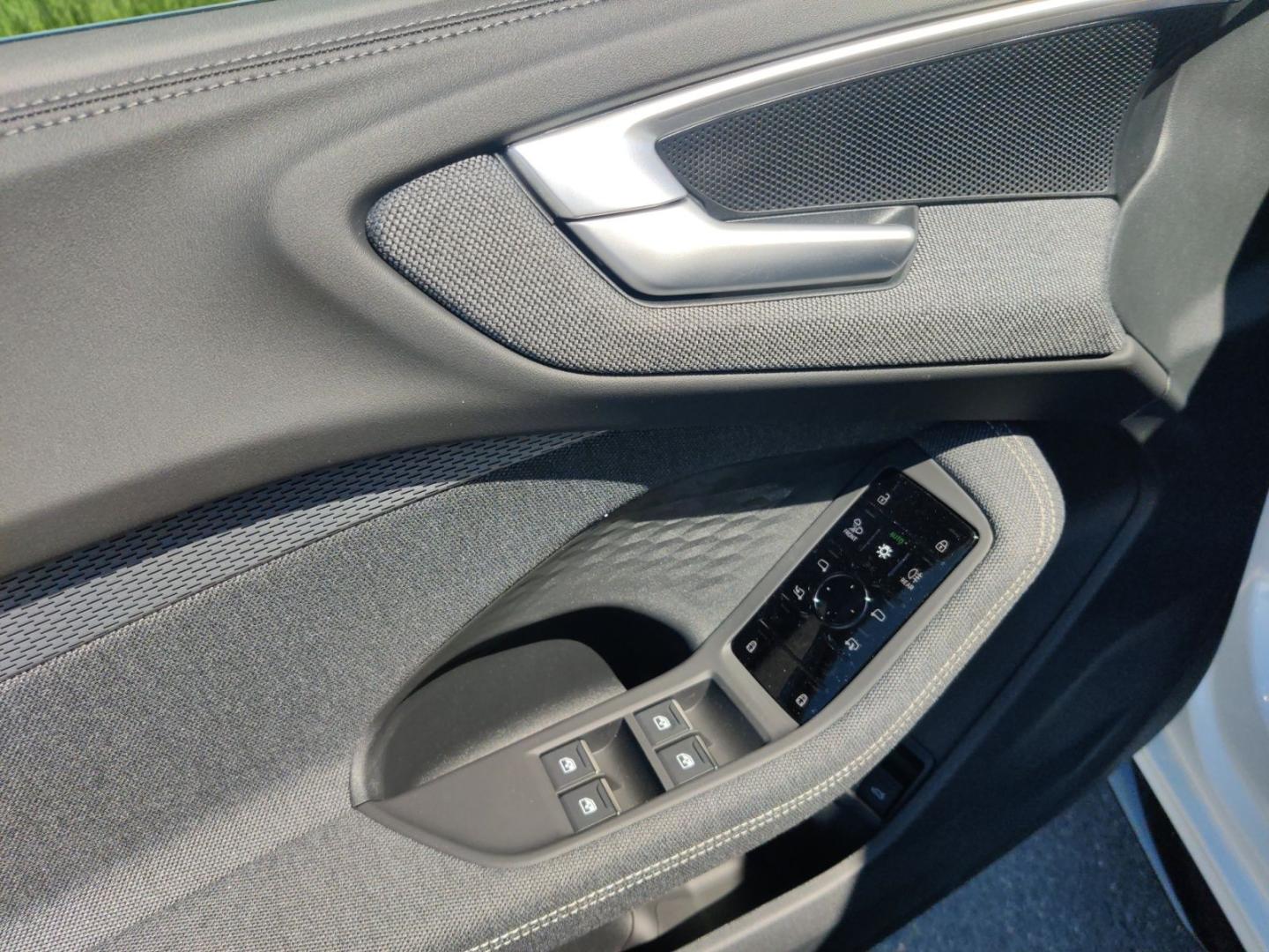 Image about Audi A5 Avant e-hybrid e-hybrid quattro 220 kW S tronic